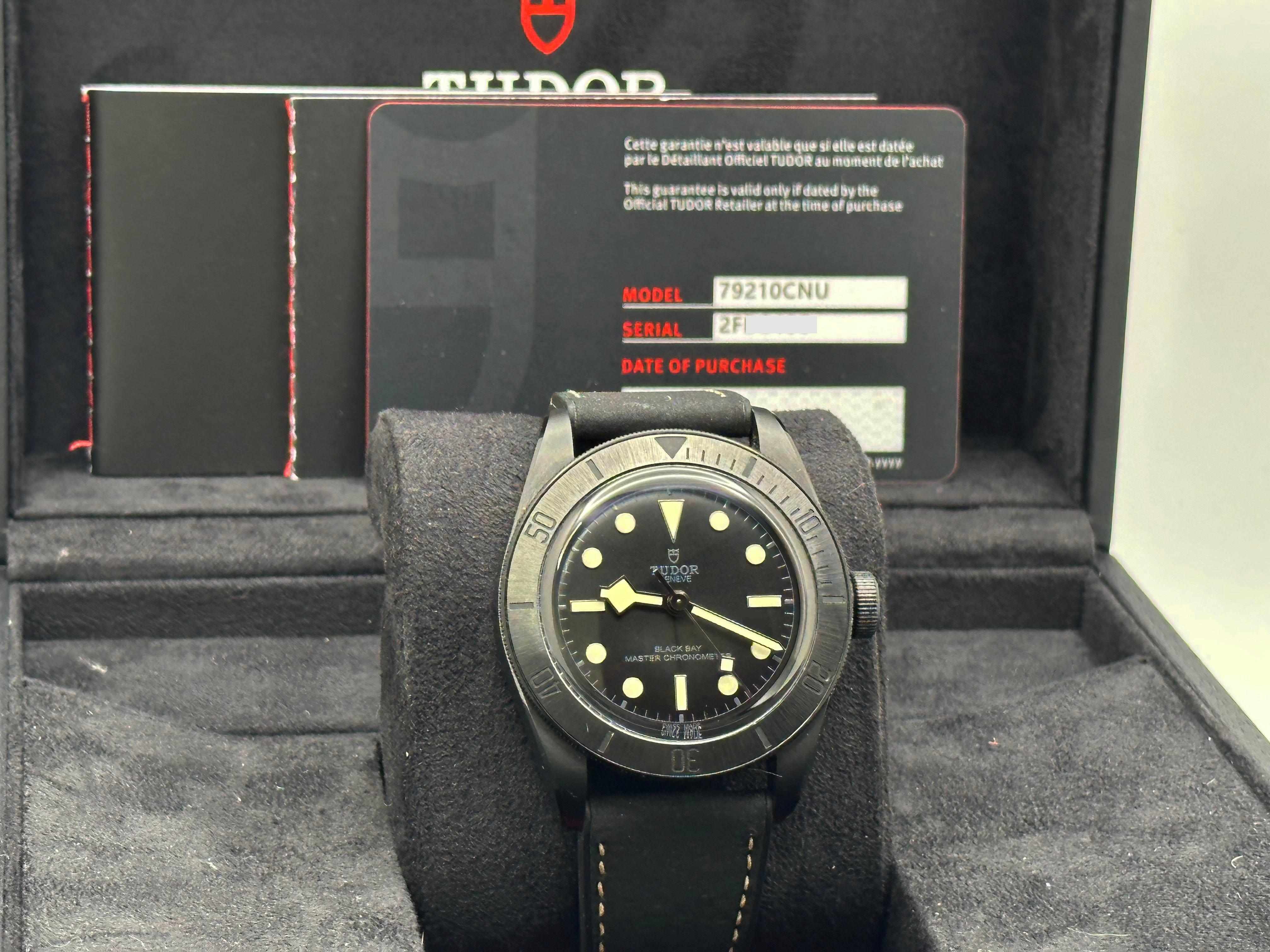 Tudor Black Bay 79210CNU Noir Ceramic Rubber Strap Box Paper 41mm en vente 7