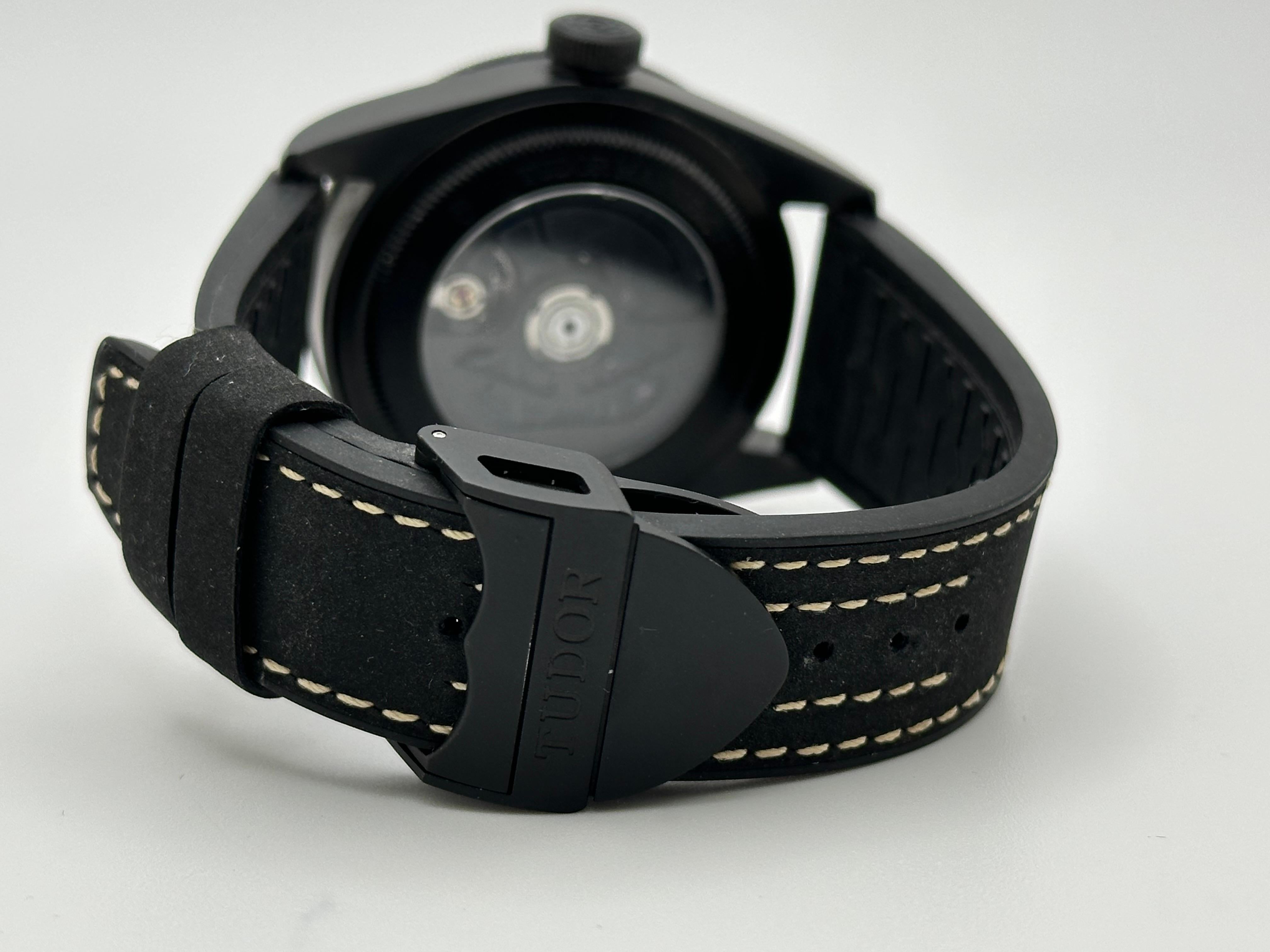 Tudor Black Bay 79210CNU Noir Ceramic Rubber Strap Box Paper 41mm en vente 3