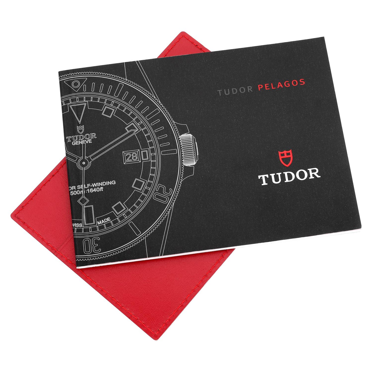 Tudor Black Bay 79230G Harrods, montre de plongée automatique pour hommes avec lunette verte en vente 5