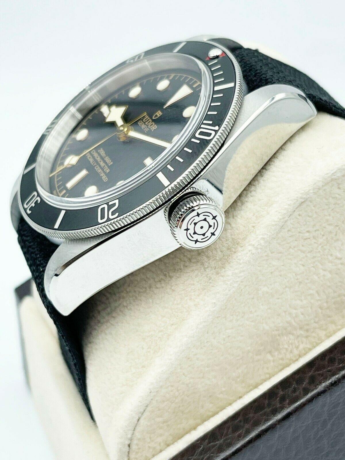 Tudor Black Bay 79230N Stainless Steel Fabric Strap Box Papers 2019 In Excellent Condition For Sale In San Diego, CA