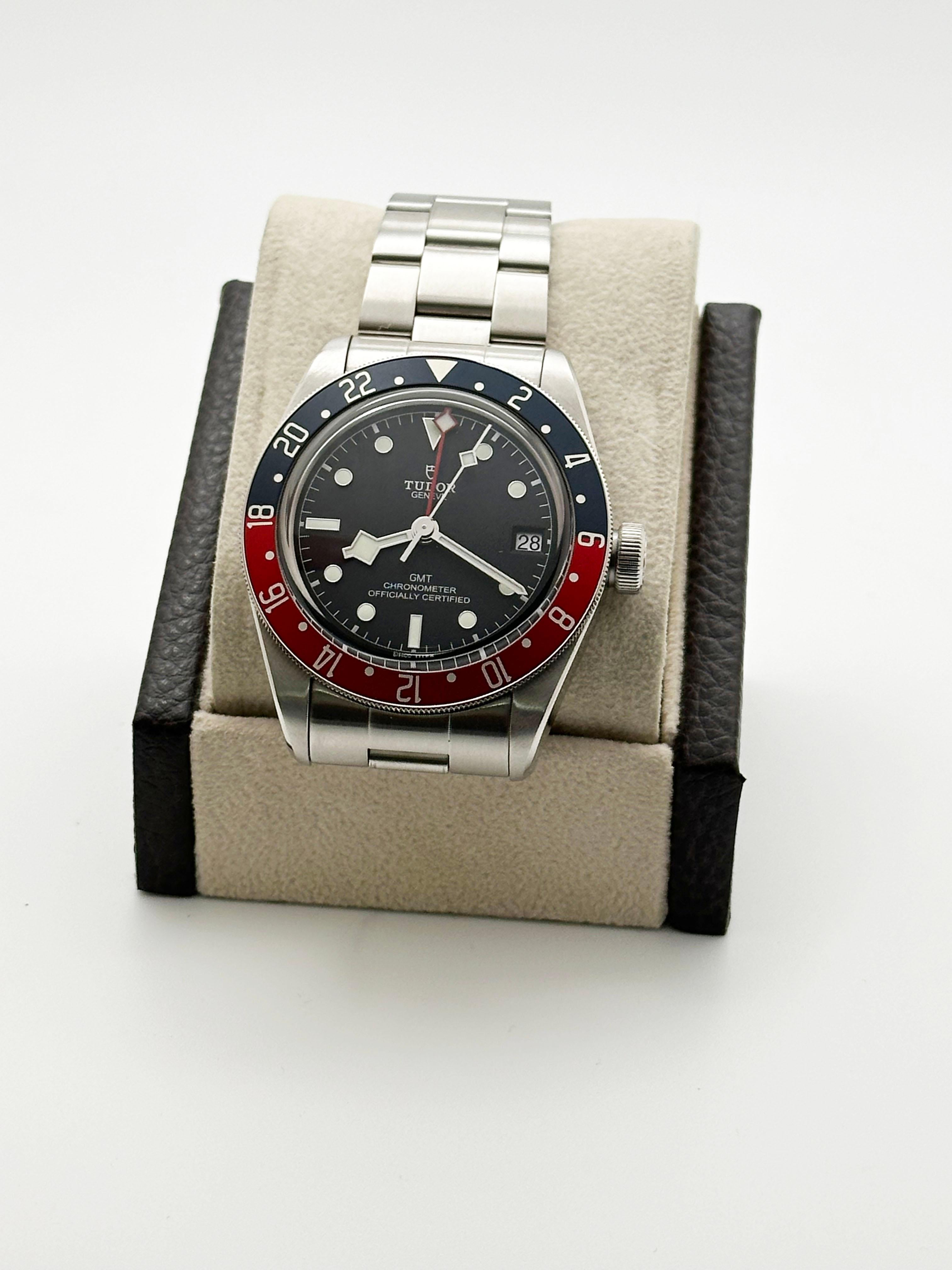 Men's Tudor Black Bay GMT 79830RB Pepsi Red & Blue Stainless Steel Box Paper 41mm For Sale