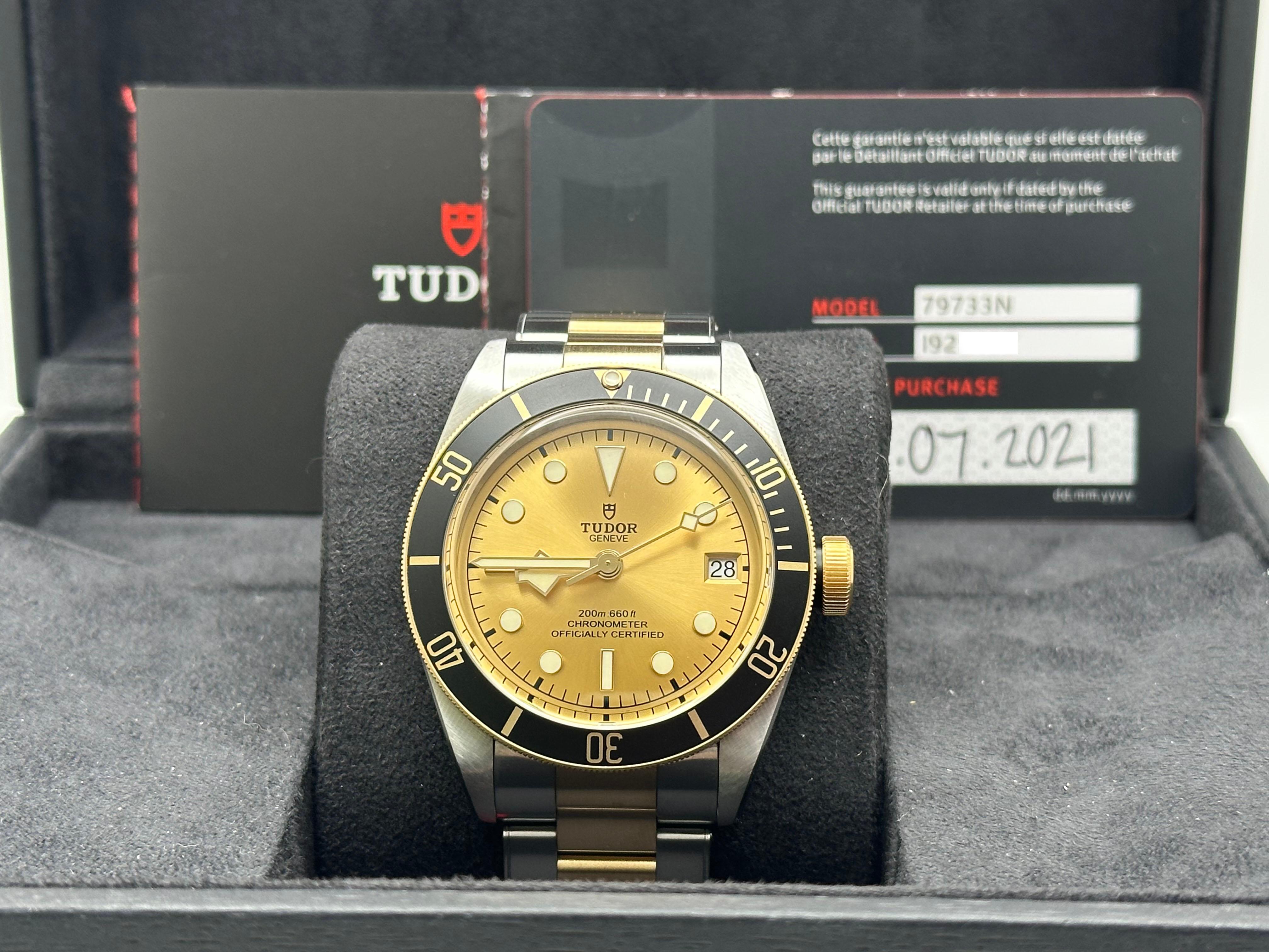 Tudor Schwarz Bay S&G 79733N 41mm 18K Gelbgold Edelstahl Box Papier 2021 im Zustand „Hervorragend“ im Angebot in San Diego, CA