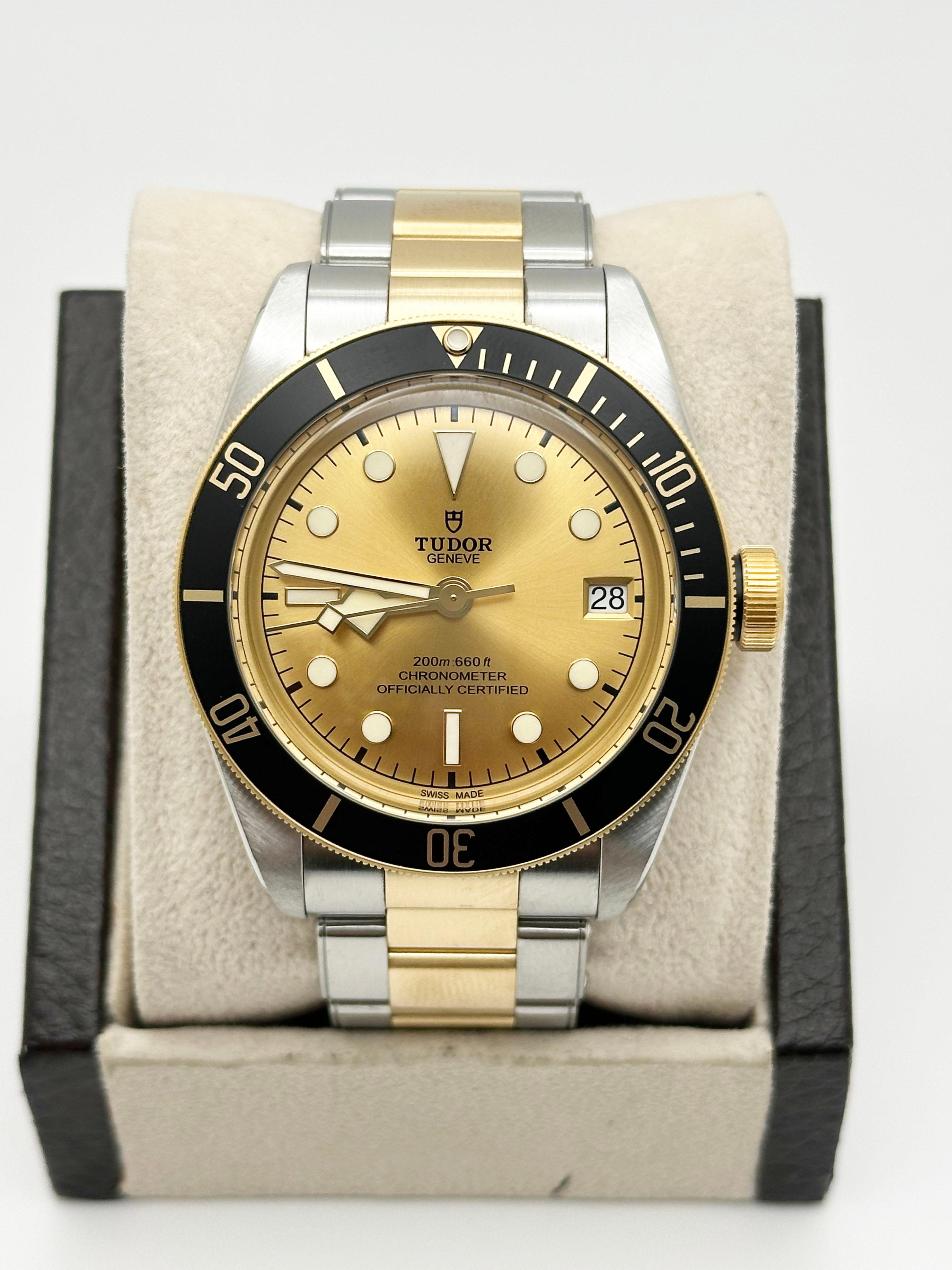 Tudor Schwarz Bay S&G 79733N 41mm 18K Gelbgold Edelstahl Box Papier 2021 Herren im Angebot