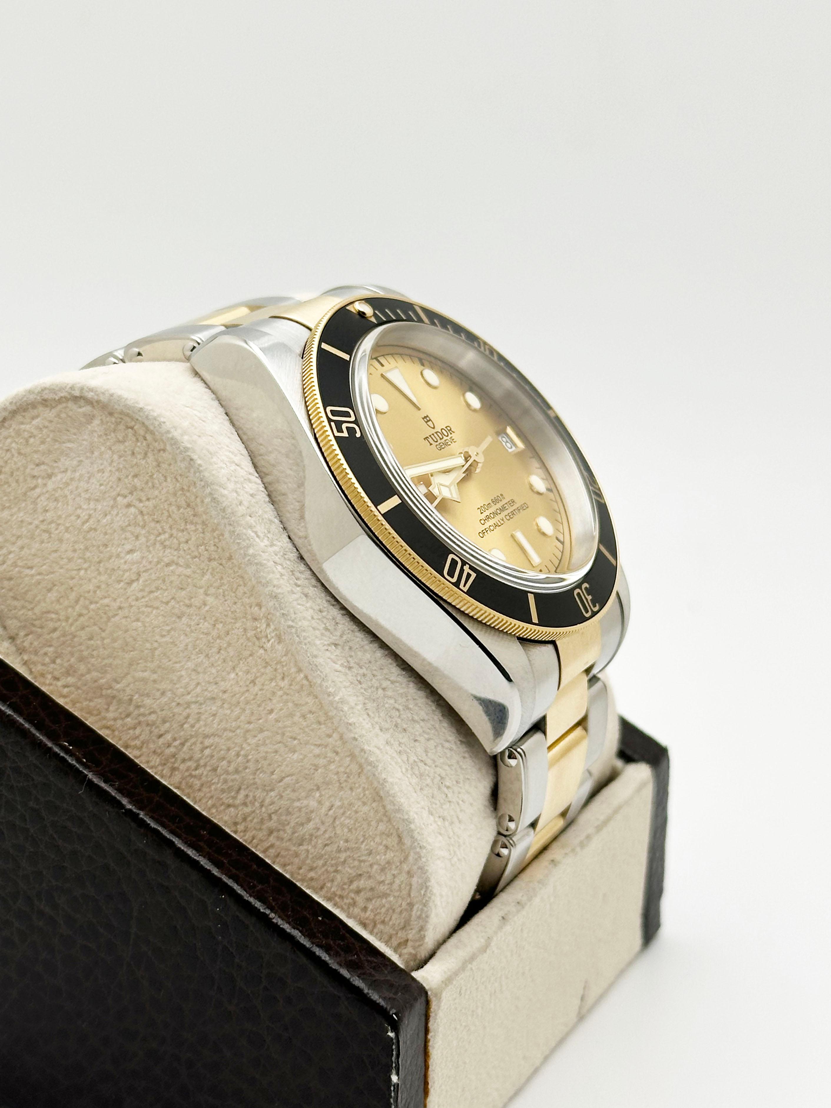 Tudor Schwarz Bay S&G 79733N 41mm 18K Gelbgold Edelstahl Box Papier 2021 im Angebot 3