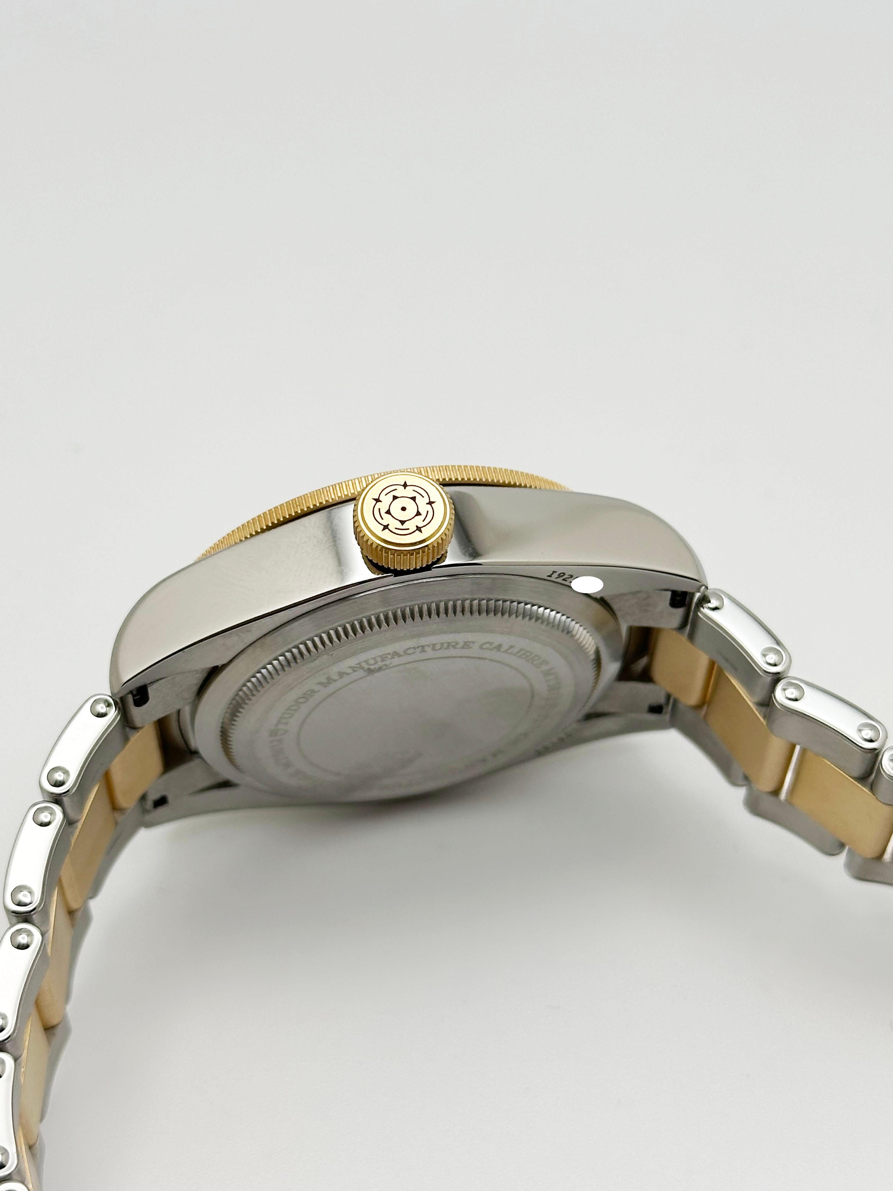 Tudor Schwarz Bay S&G 79733N 41mm 18K Gelbgold Edelstahl Box Papier 2021 im Angebot 5