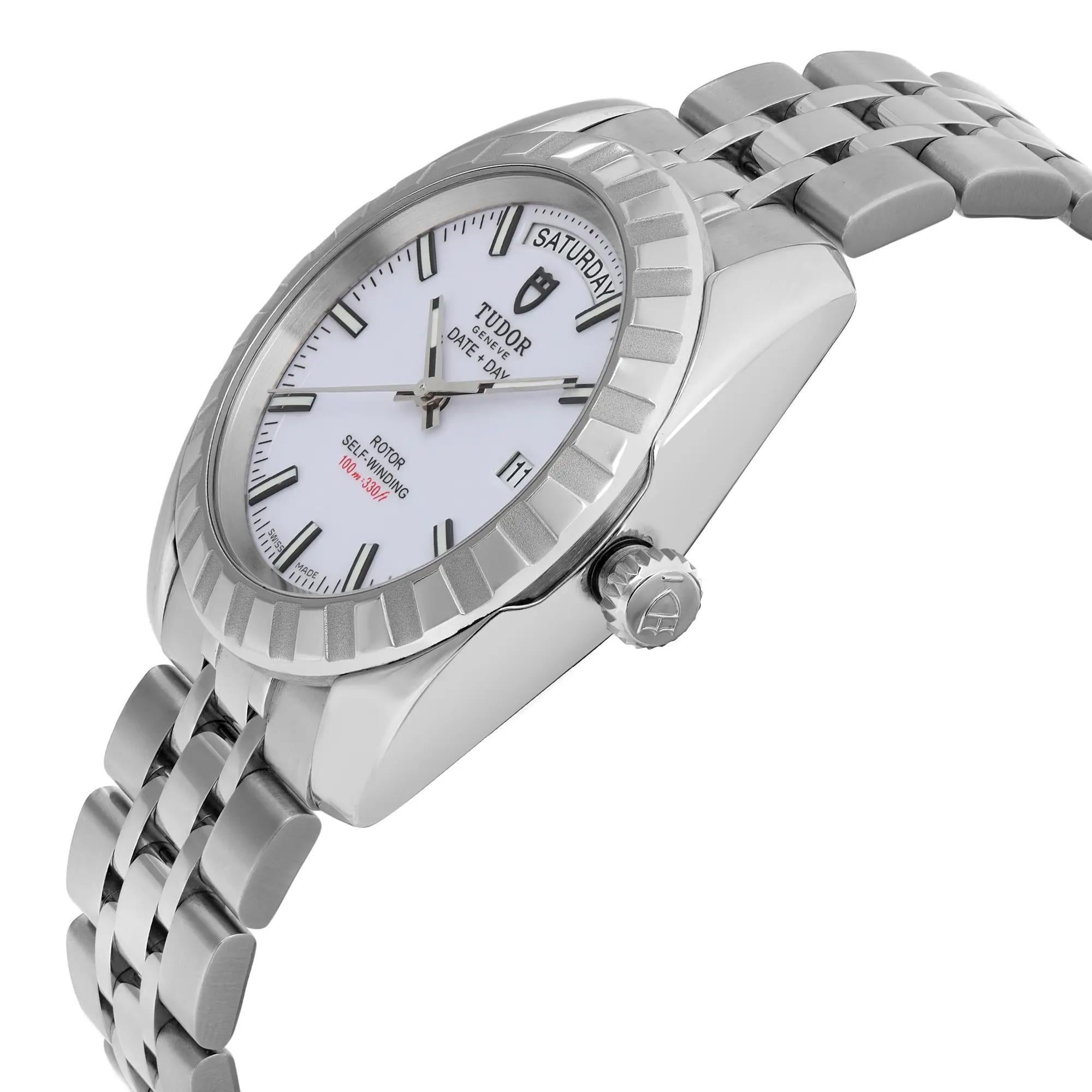 Tudor Classic Date-Day 41mm Steel White Dial Automatic Men Watch 23010 In New Condition In New York, NY