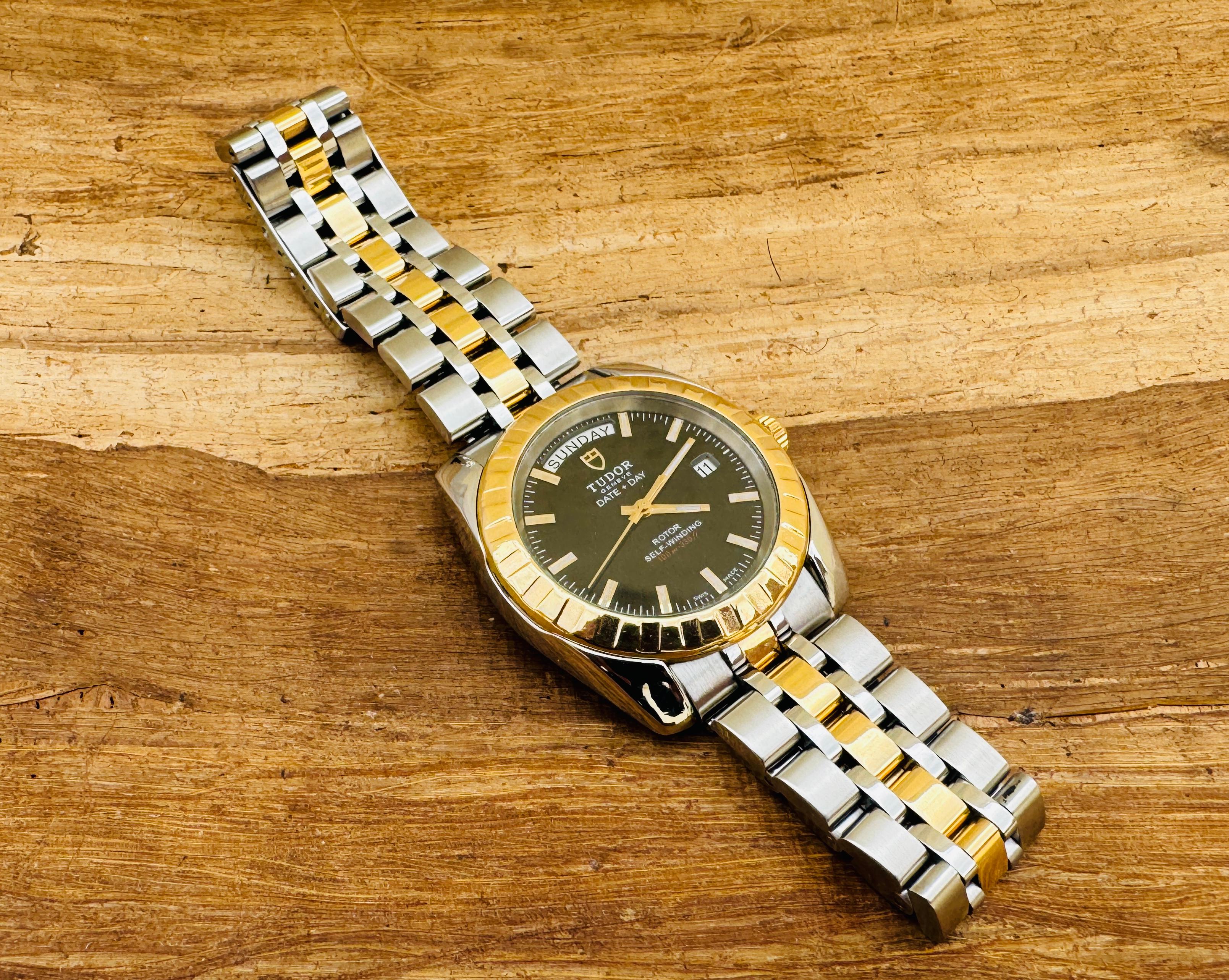 Tudor Classic Day Date 23013 Black Dial Watch In Good Condition For Sale In Toronto, CA