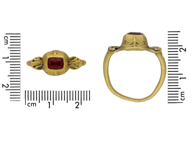 Tudor Gold Spinel Set Ring, English, circa 16th Century In Good Condition For Sale In London, GB