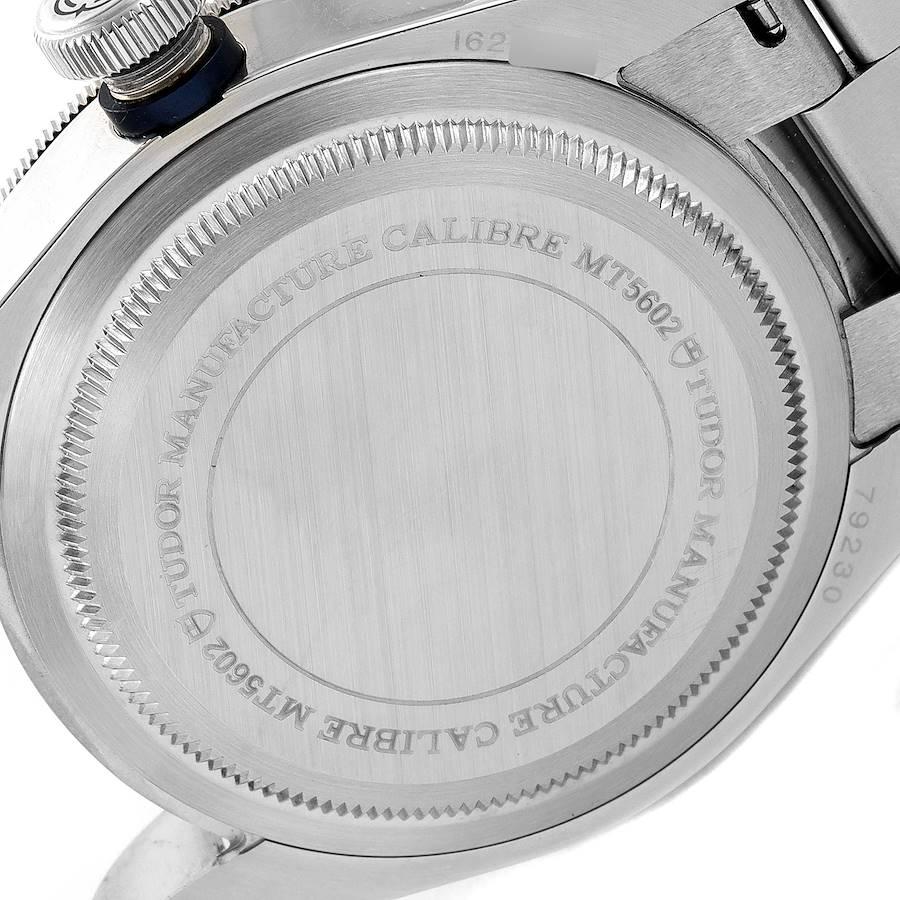 Tudor Heritage Montre pour homme en acier avec lunette bleu baie noire et lunette en acier 79230B Boîte Card Excellent état à Atlanta, GA