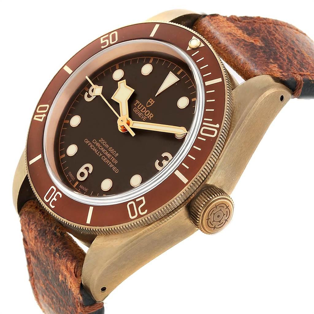 Women's or Men's Tudor Heritage Black Bay Bronze Dial Men's Watch 79250 Box Card For Sale