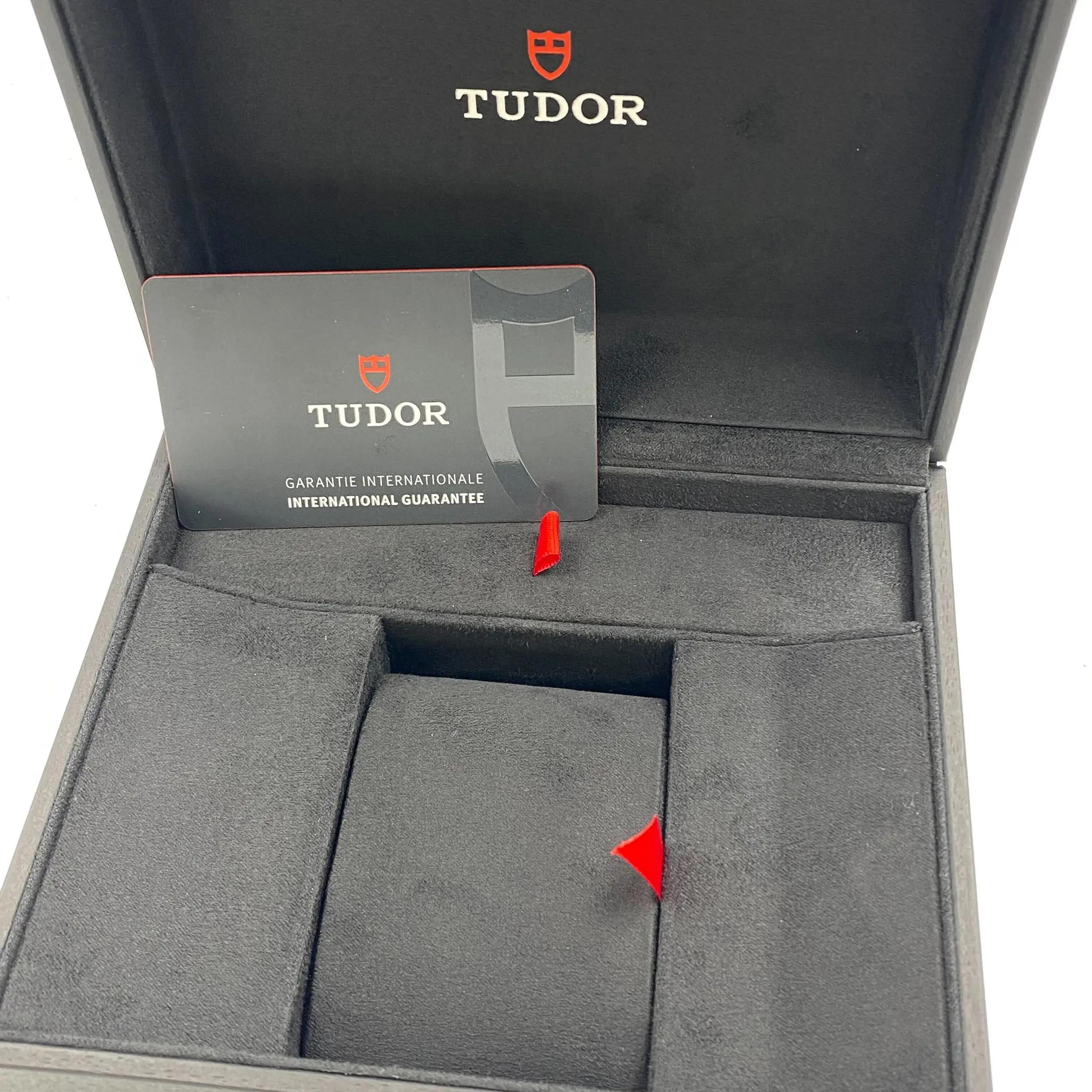 Tudor Heritage Black Bay GMT Steel Black Dial Automatic Mens Watch 79830RB en vente 3