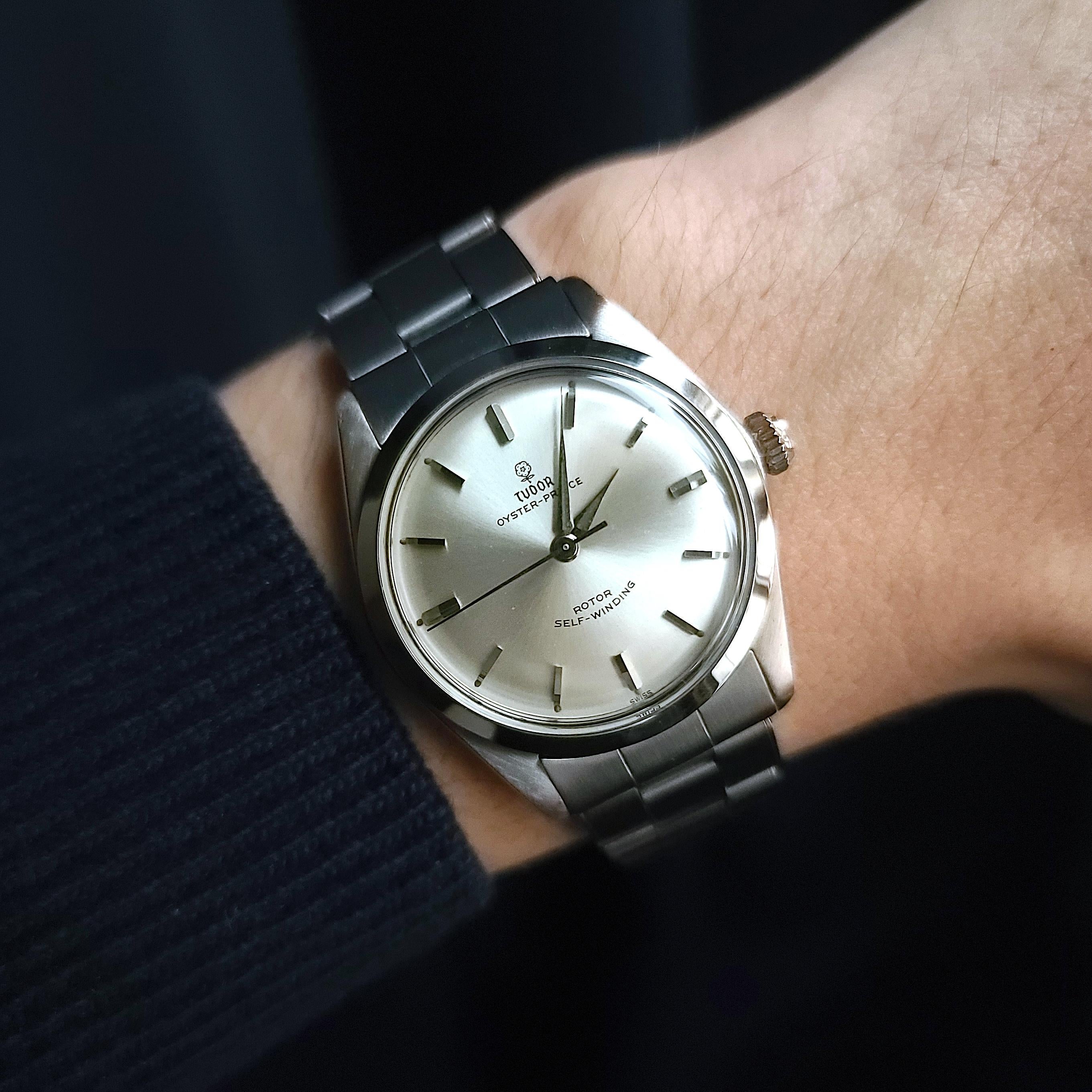 TUDOR
Fundada en 1926

Para los exigentes

Llevar reloj Tudor es integrar el club de los clientes famosos : David Beckham, John Mayer, Lady Gaga, Brad Pitt, Tom Cruise, Will Smith, Tiger Woods, Ed Sheeran, Jay Chou, el equipo de rugby All-Black,