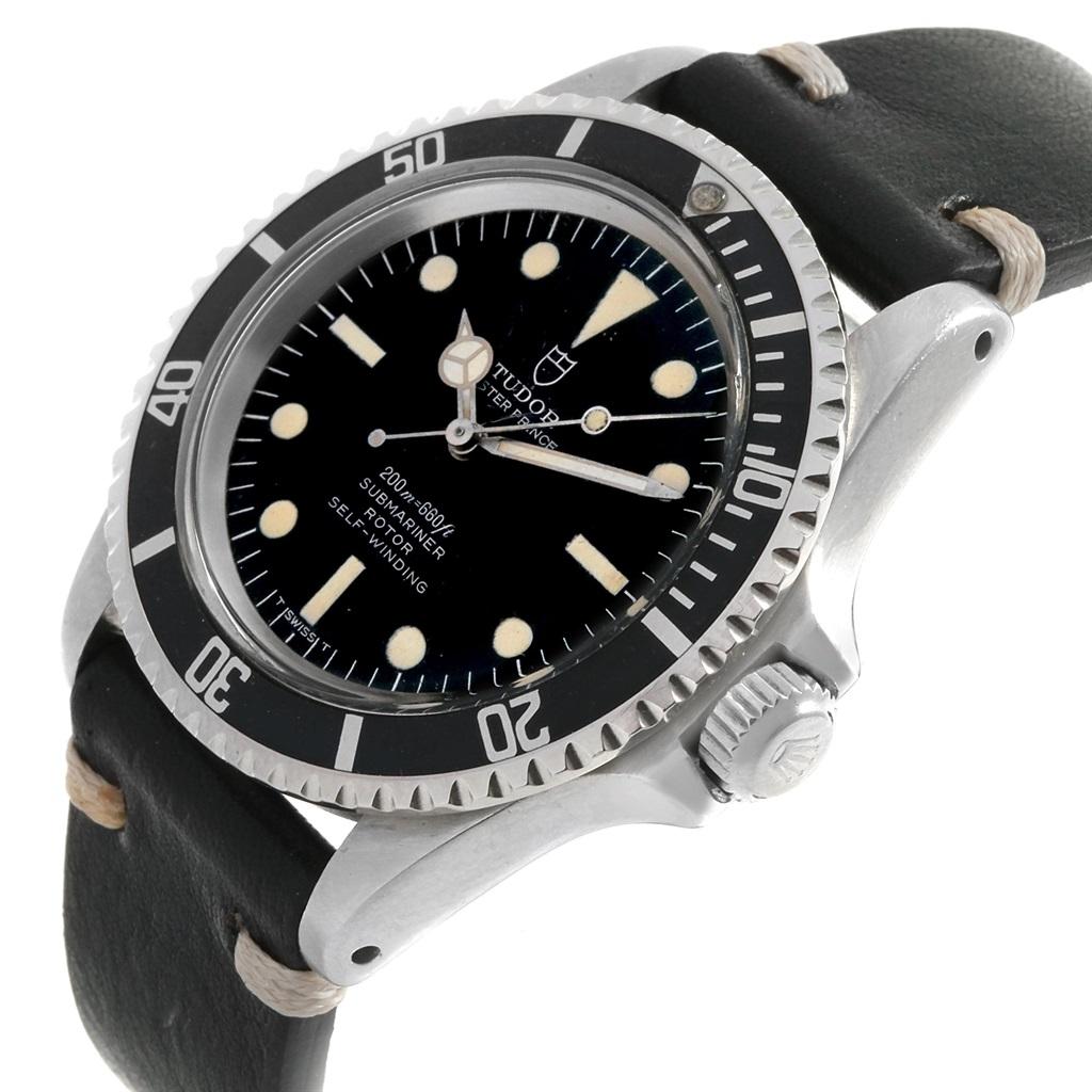 Tudor Oyster Prince Submariner Vintage Steel Mens Watch 7928. Automatic self-winding movement. 17 Jewels. Caliber 390. Stainless steel oyster case 39.5 mm in diameter. Rolex logo on a crown. Revolving bezel calibrated to 60 units. Acrylic crystal