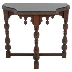 Table d'appoint en bois tourné de style Revive Tudor, vers 1920