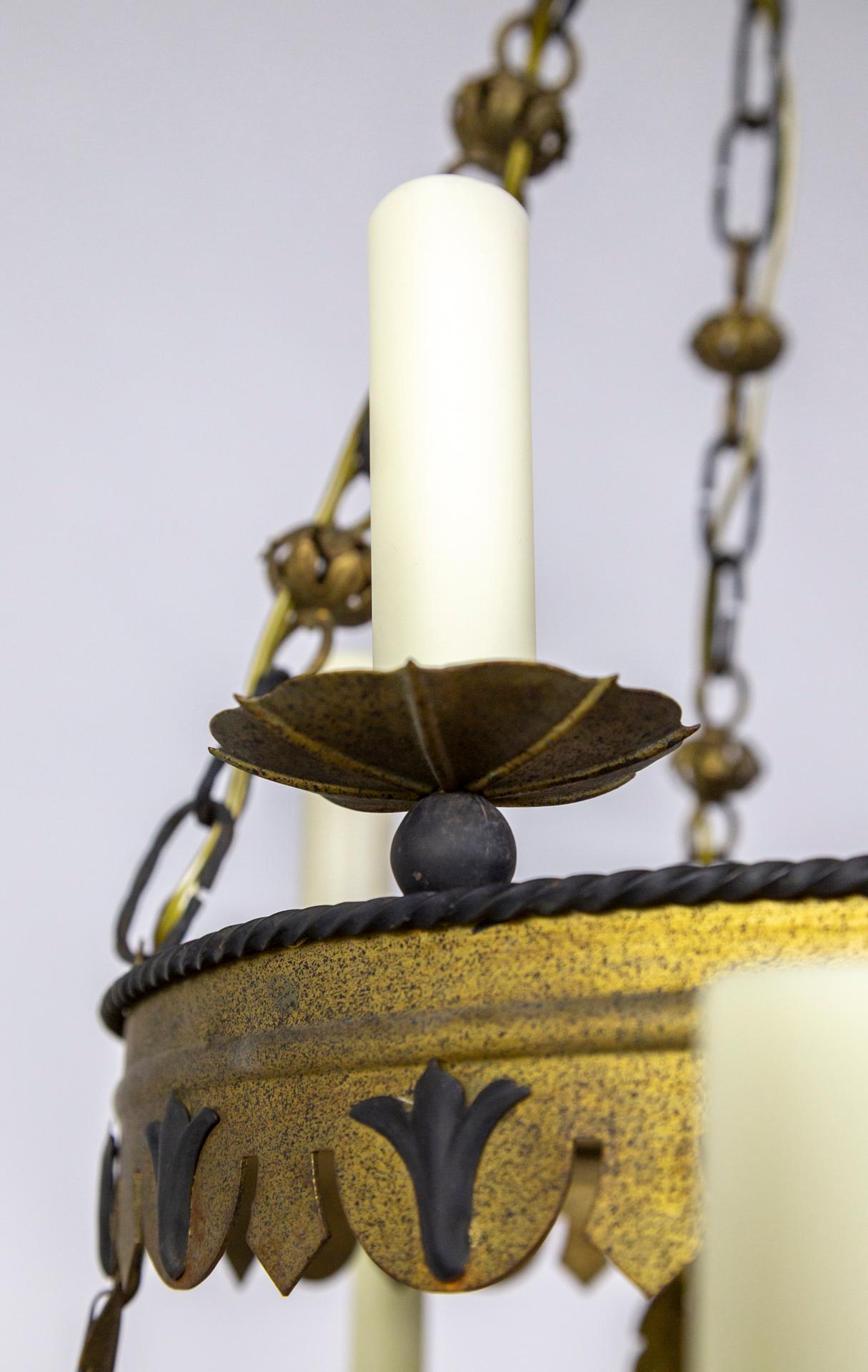 Lampadario ad anello a 2 livelli in stile Tudor in vendita 7