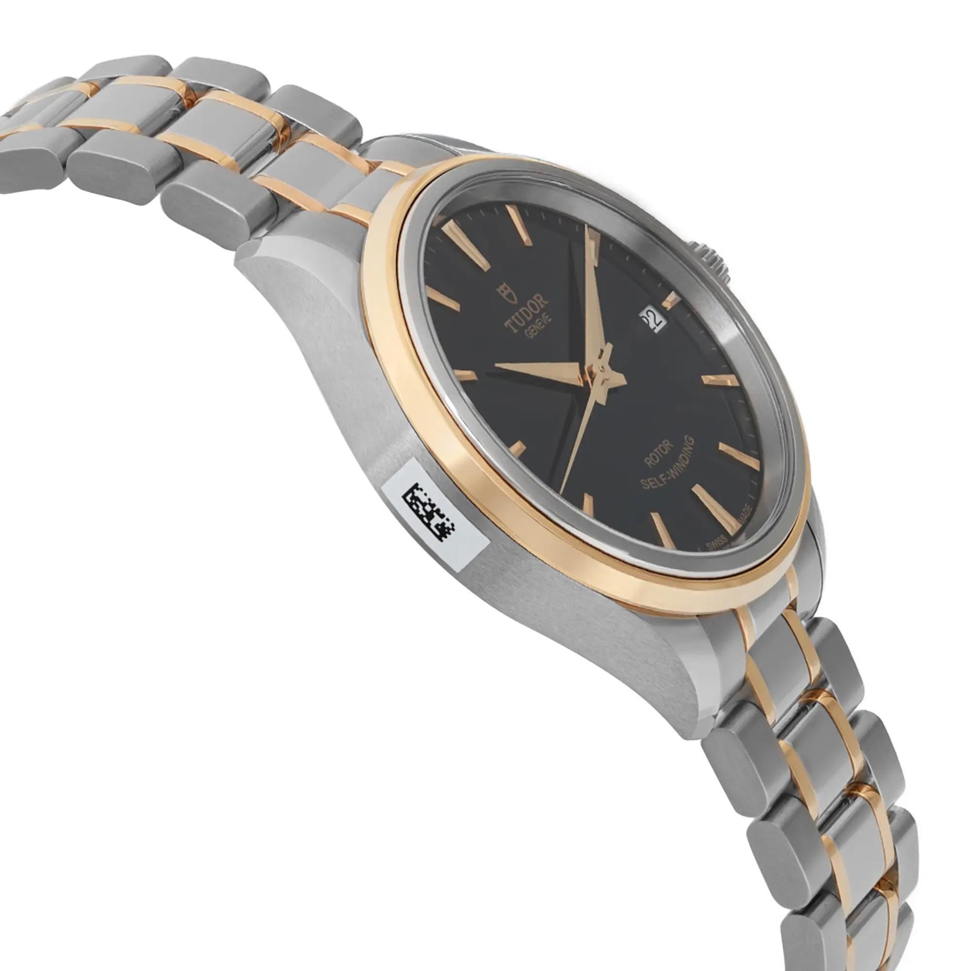 Women's Tudor Style 28 18k Yellow Gold Steel Black Stick Dial Ladies Watch 12103-0003 For Sale