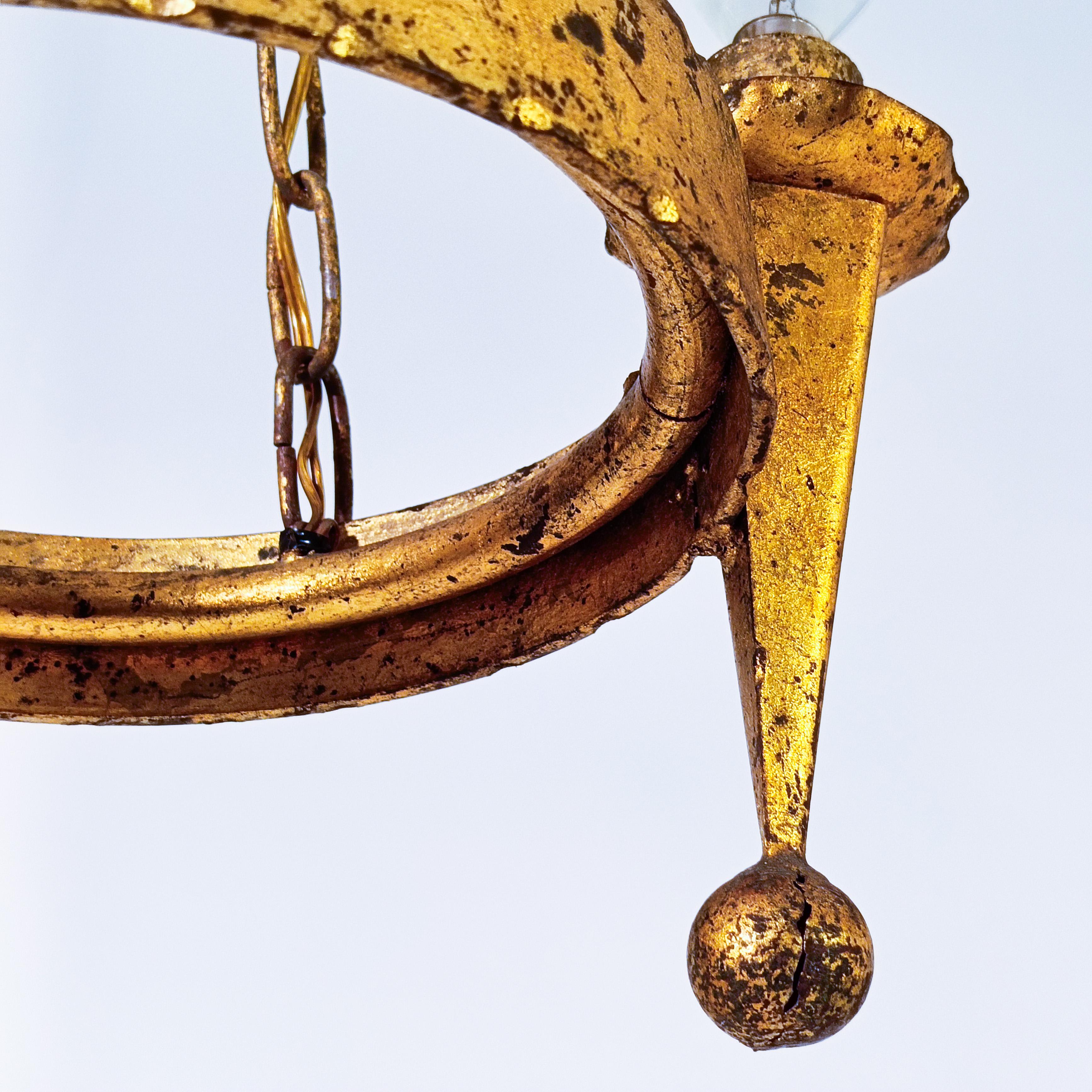 Stile Tudor. Lampadario in ferro battuto di Ferro Art, Spagna, anni '40 in vendita 9