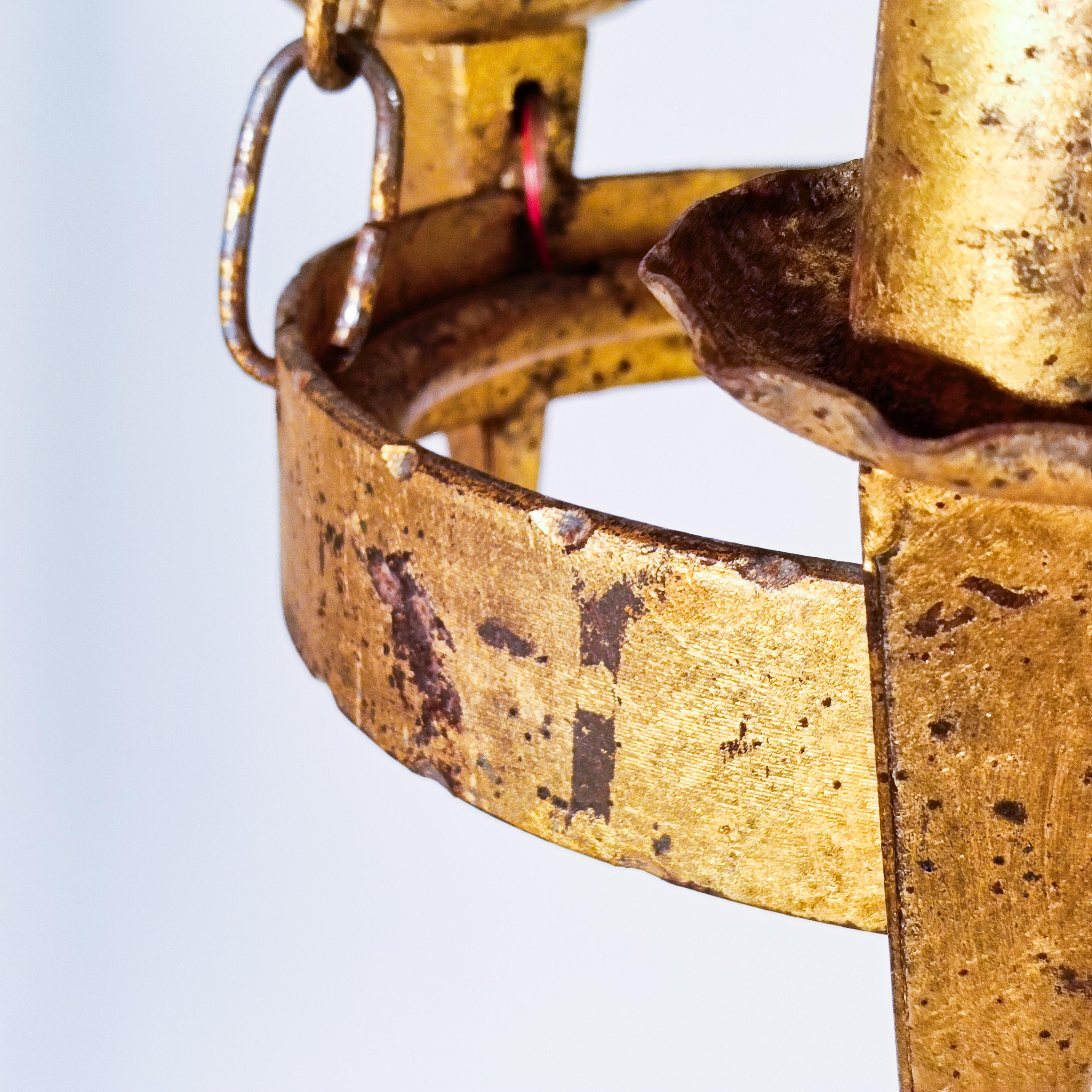 Stile Tudor. Lampadario in ferro battuto di Ferro Art, Spagna, anni '40 in vendita 10