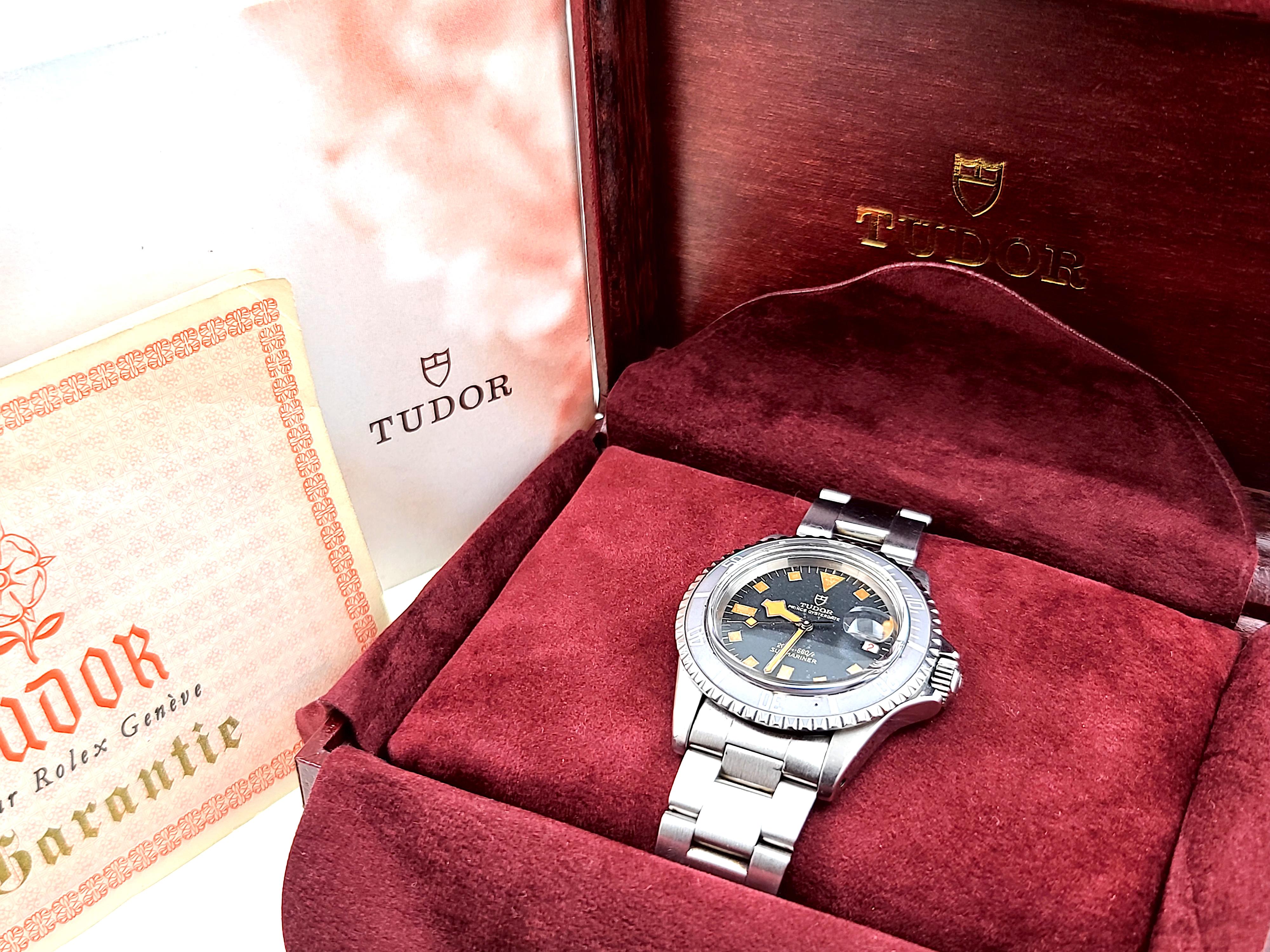 Tudor Submariner - Ensemble complet flocon de neige 7021 - Boîte et papiers d'un prince Oysterdate Excellent état à Neuilly-sur-Seine, IDF