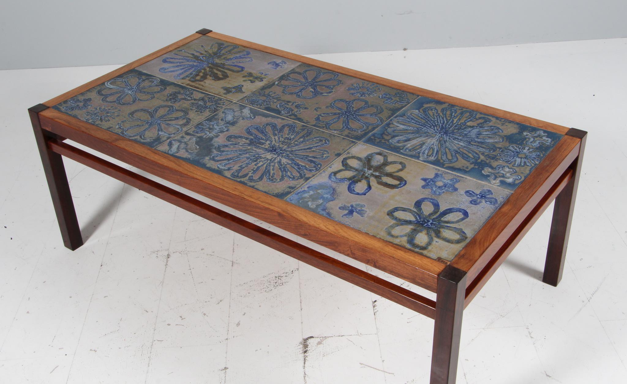 Scandinavian Modern Tue Poulsen Coffee Table in rosewood and Stoneware Tiles, Denmark, 1970s For Sale