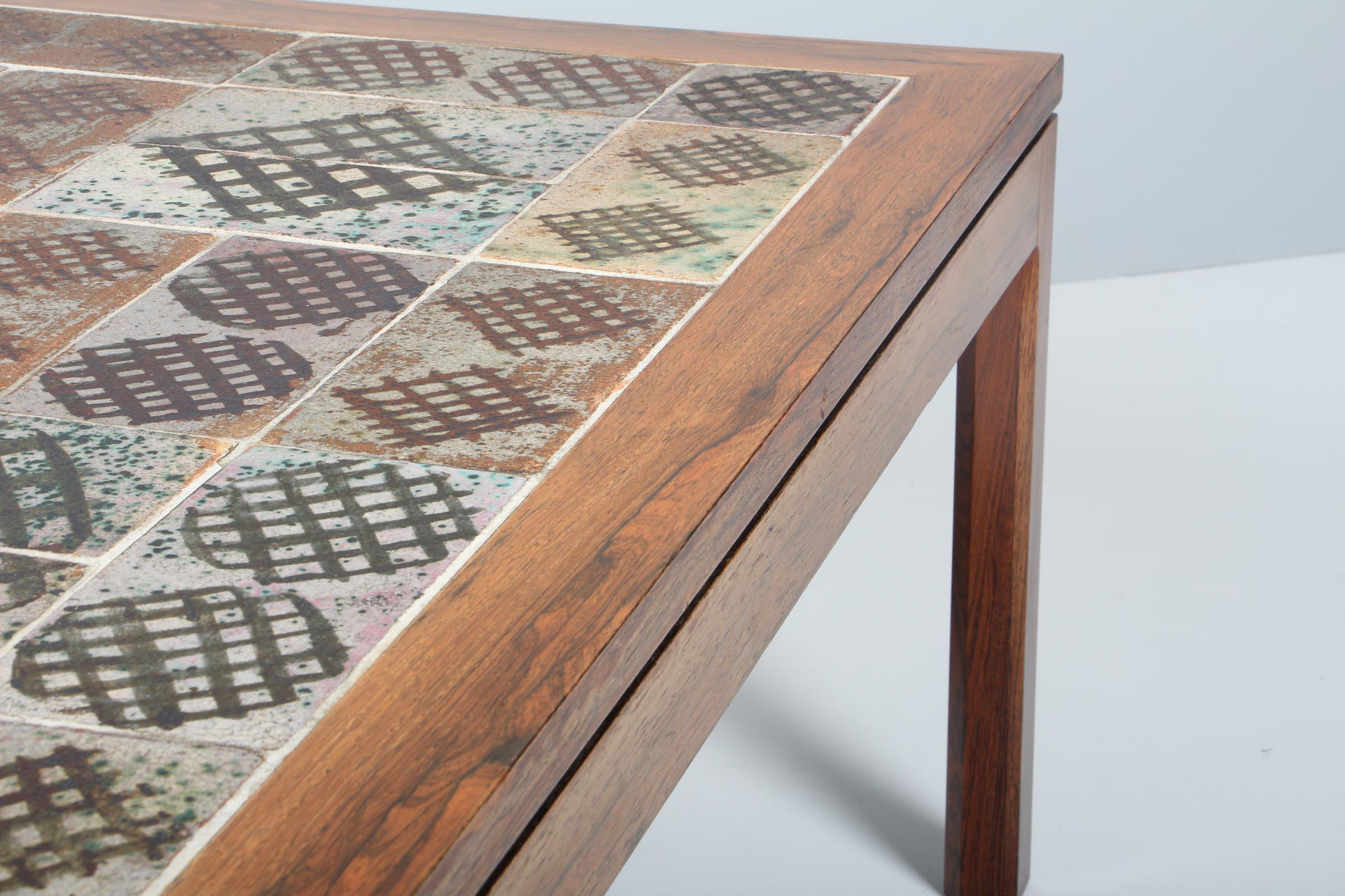 Tue Poulsen Coffee Table in Rosewood and Stoneware Tiles, Denmark, 1970s In Good Condition In Esbjerg, DK