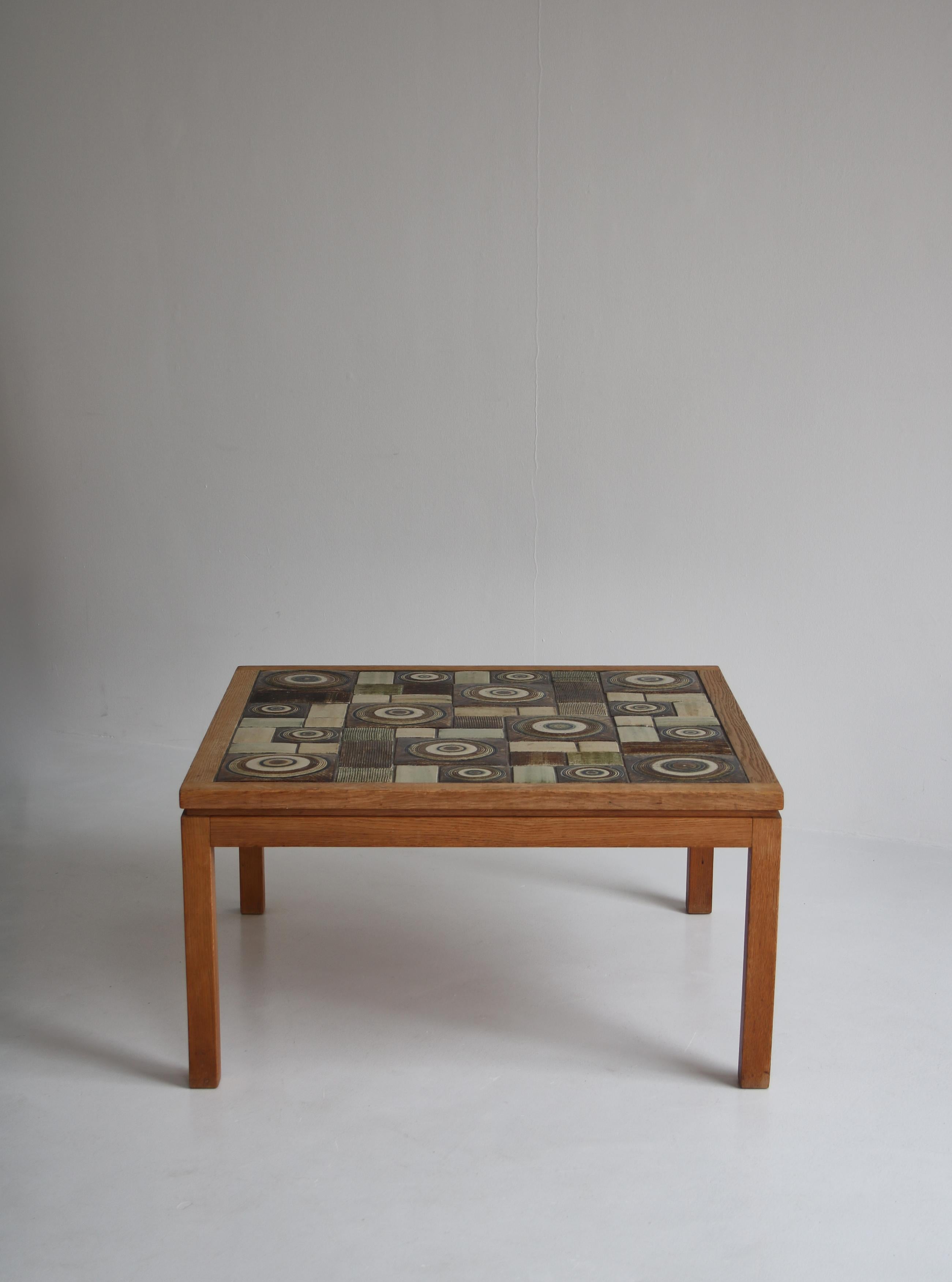 Tue Poulsen Coffee Table in Solid Oak with Ceramic Tiles, Denmark, 1960s In Good Condition In Odense, DK