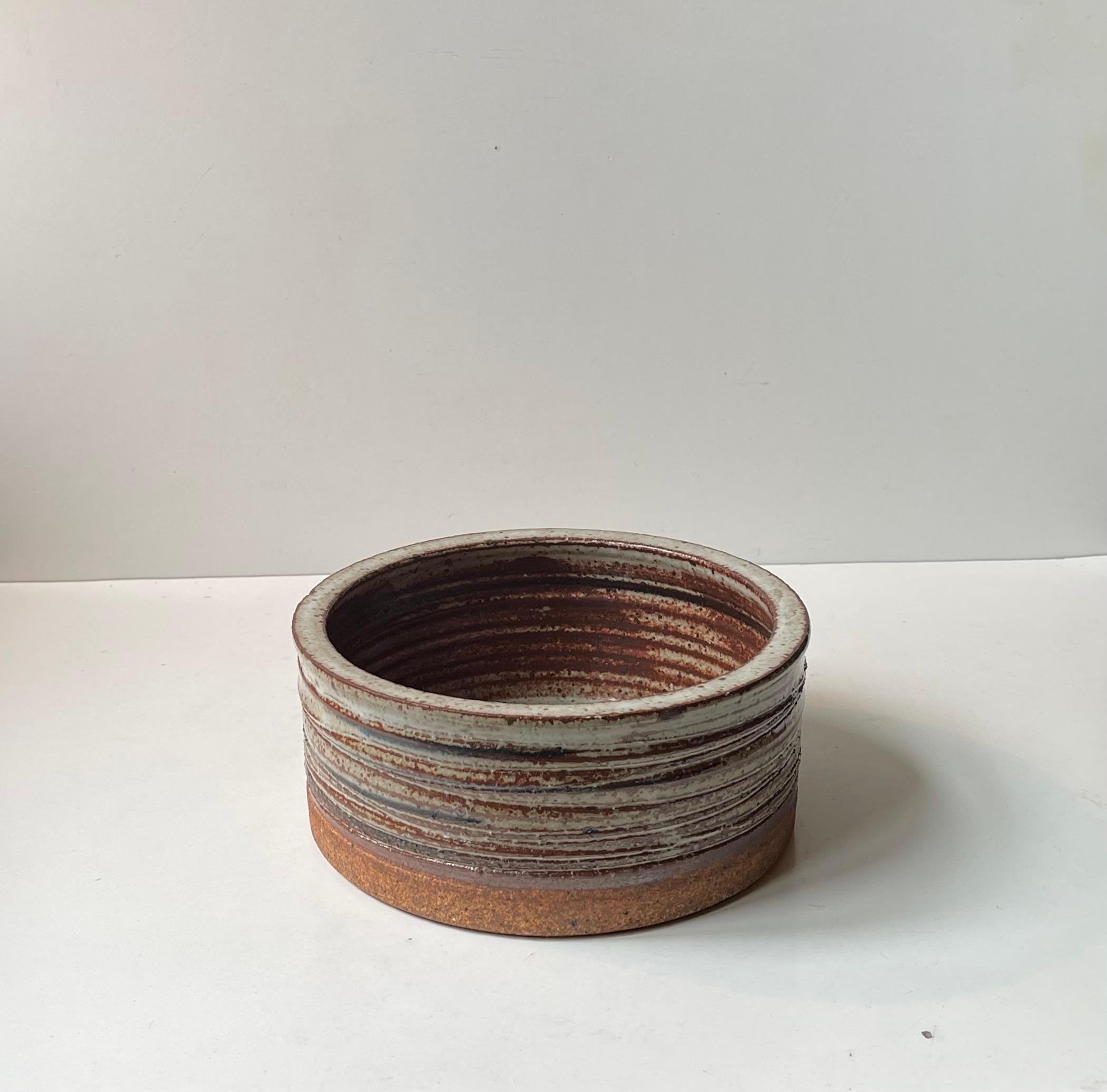 Grès porcellanato Tue Poulsen Gres smaltato danese moderno con spirale, anni '70 in vendita