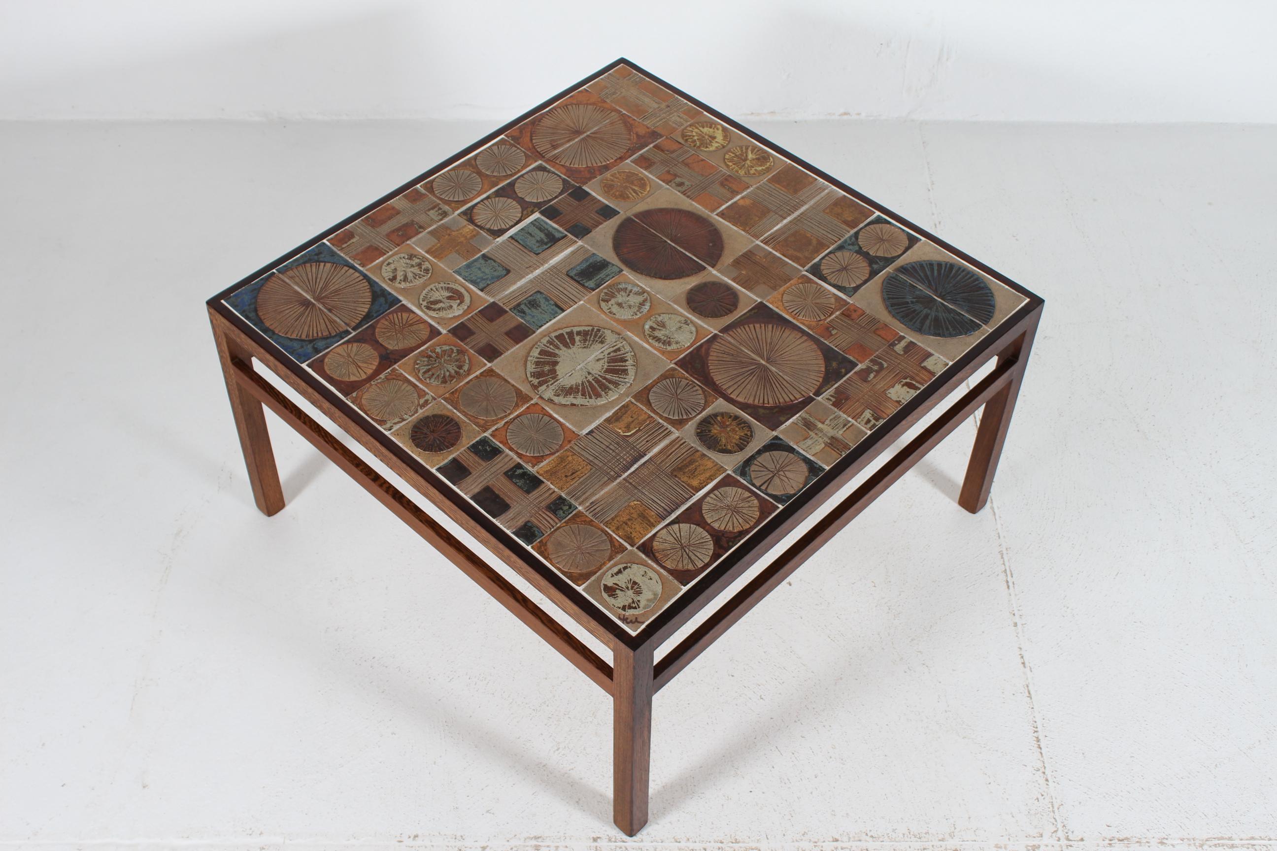 Tue Poulsen Couchtisch mit quadratischer Kachelplatte in Wenge by Erik Wørts Danmark 1960s im Angebot 3