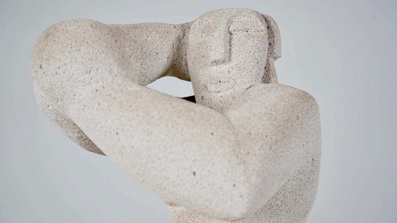 Tuff-Stein-Skulptur Henri Gaudier-Brzeska 3