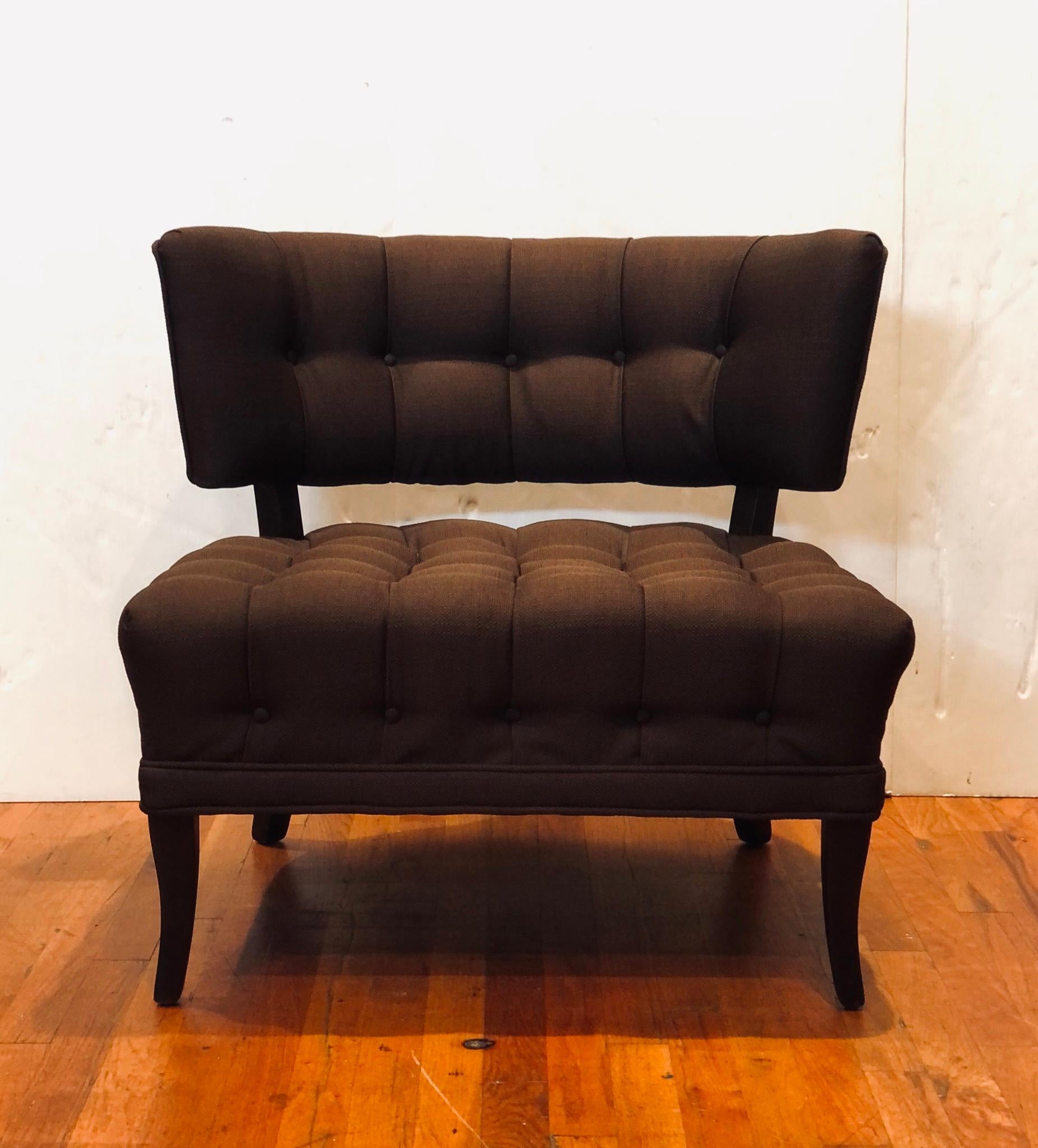 Beautiful tufted upholstered slipper chair, freshly recovered in chocolate color fabric and refinished legs. This chair it’s a beautiful and comfy great accent piece, circa 1950s.