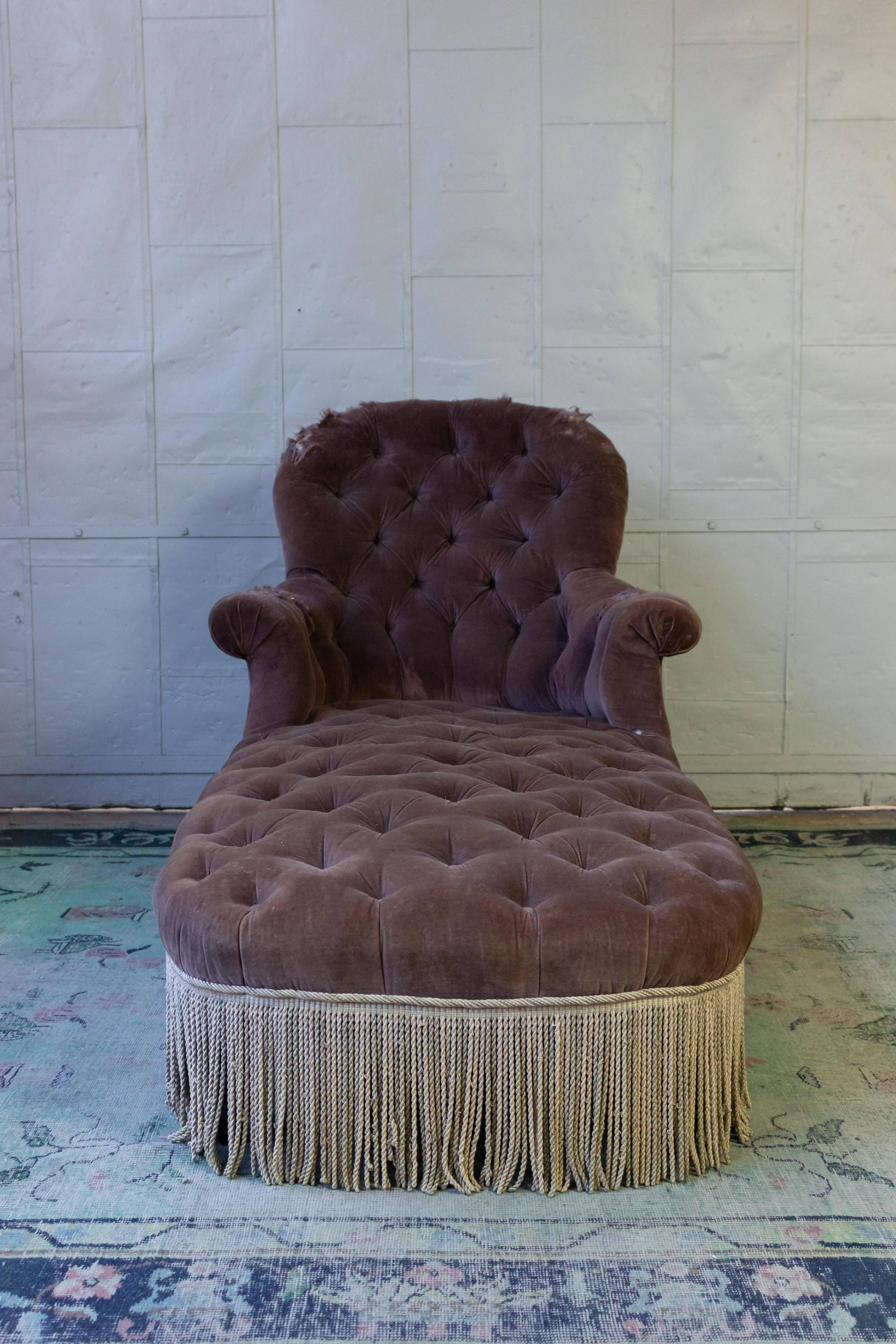 tufted boudoir chaise