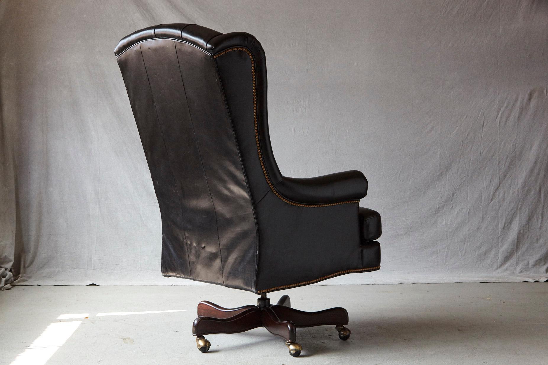 black tufted office chair