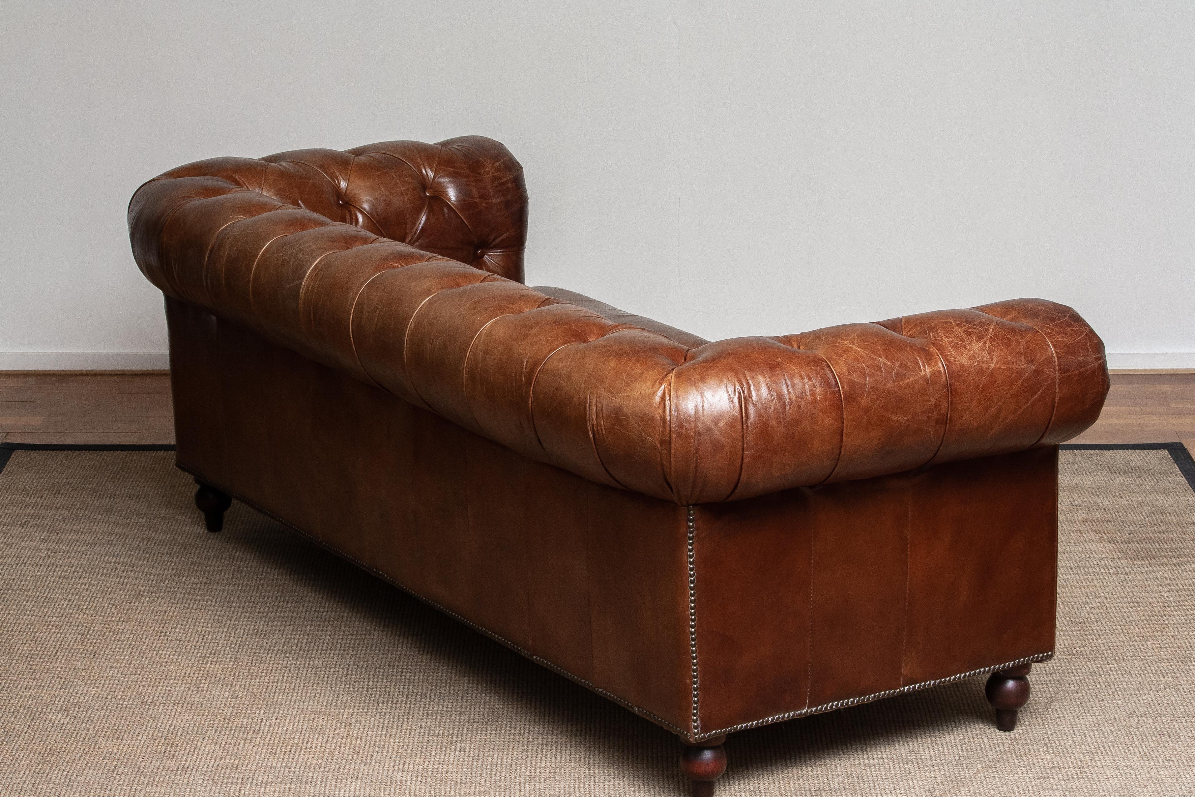 Tufted Brown Leather English Chesterfield Sofa from the 20th Century 8