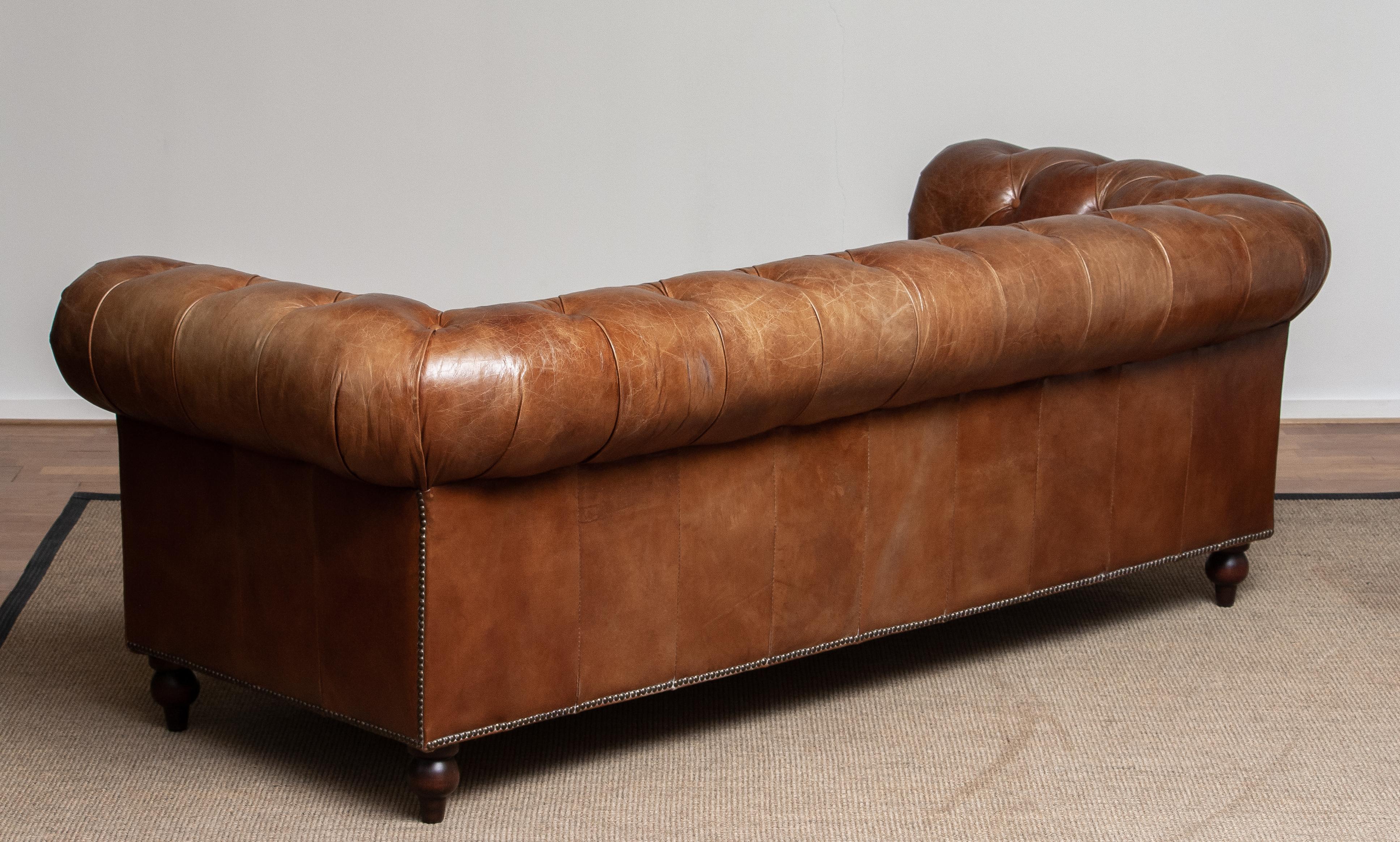 Tufted Brown Leather English Chesterfield Sofa from the 20th Century 9