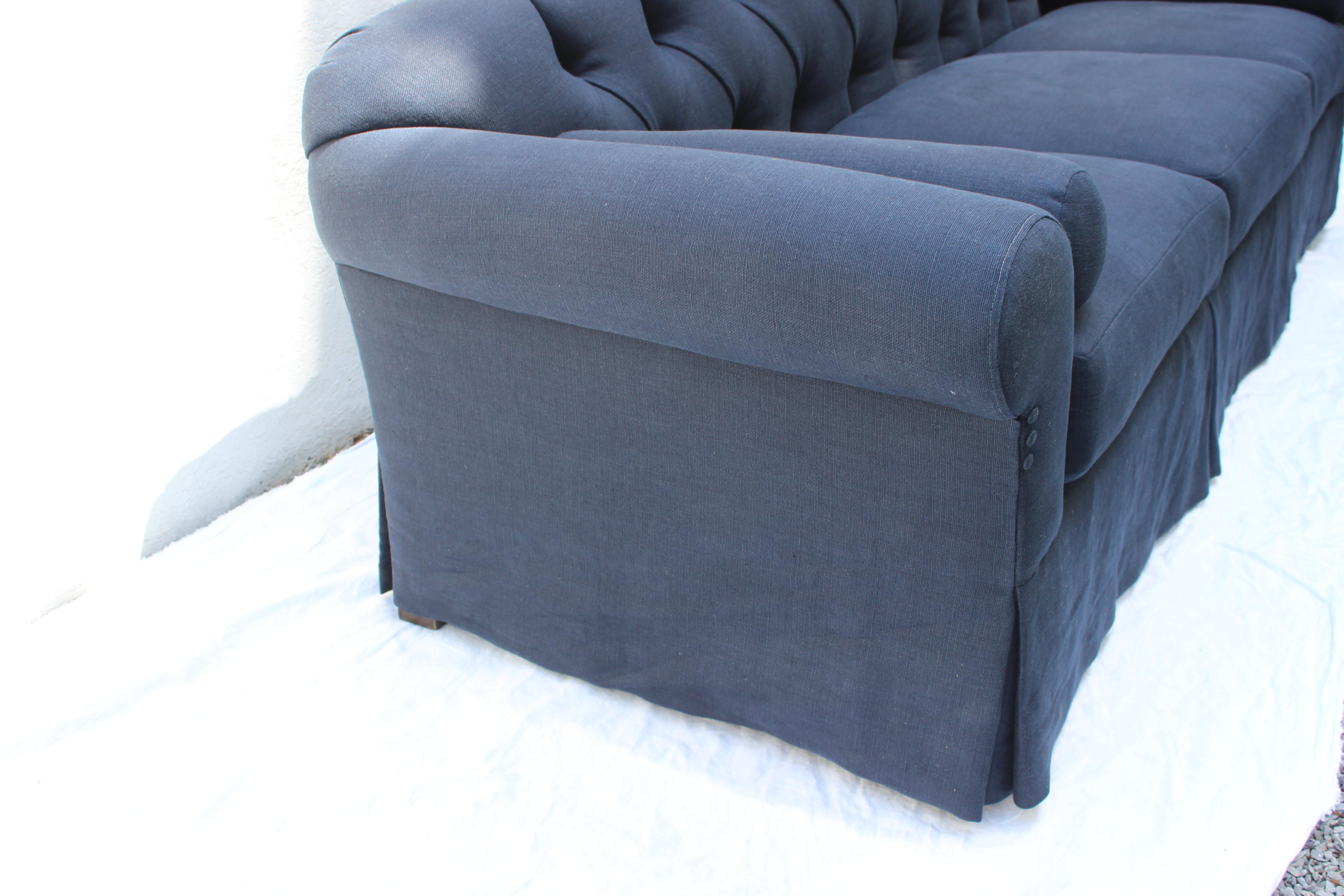 Tufted Camelback Baker Sofa In Excellent Condition In East Hampton, NY