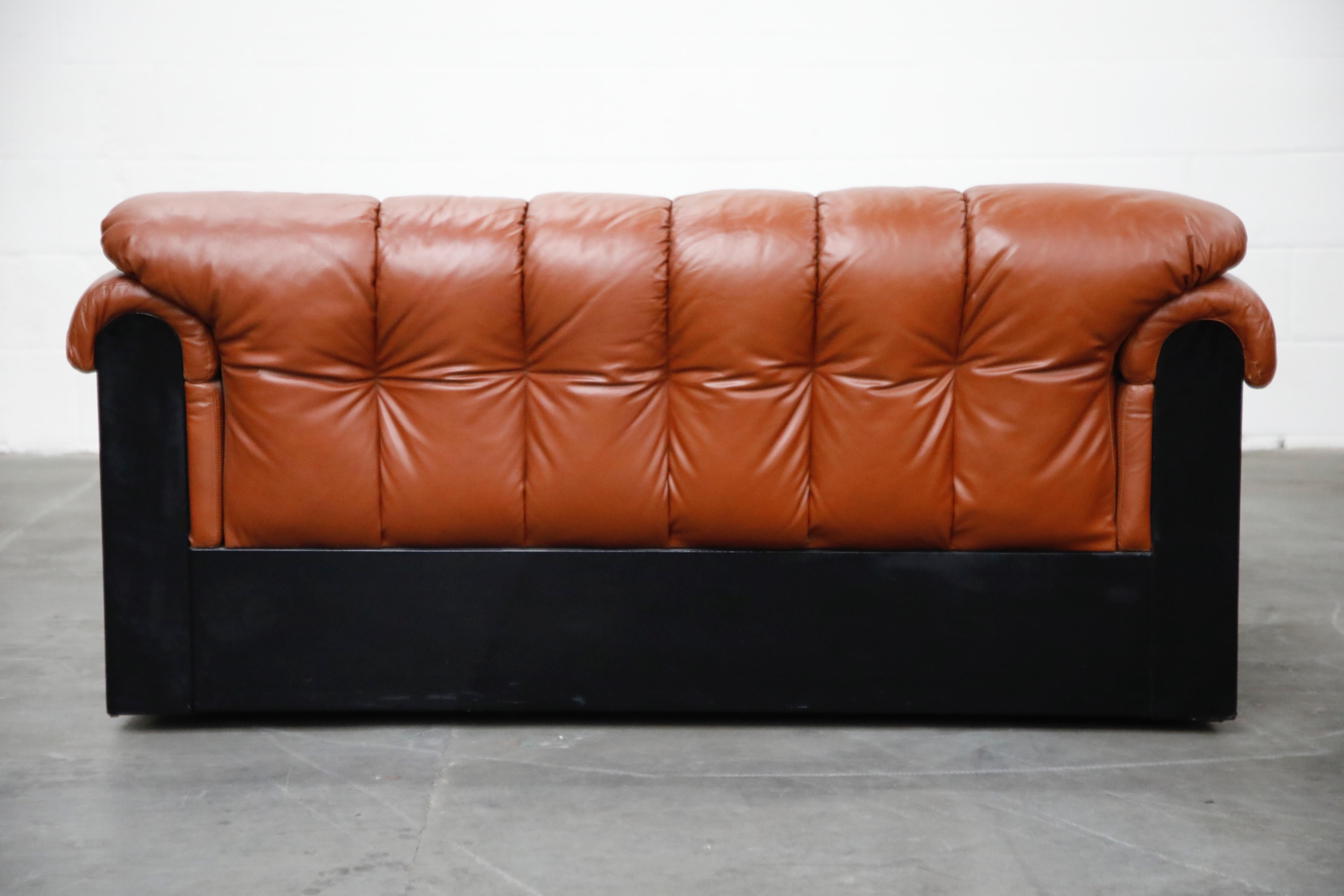 Cognac Leather 'Bounty' Loveseat by L. Davanzati for The Pace Collection, 1980s  In Good Condition In Los Angeles, CA