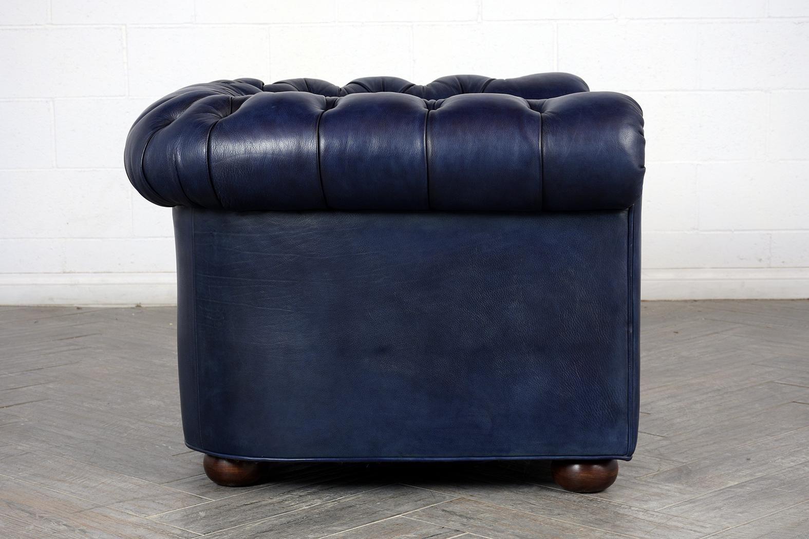 Sculpté Fauteuil club anglais touffeté en cuir Chesterfield