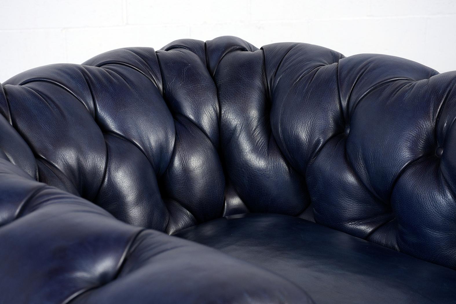 Fauteuil club anglais touffeté en cuir Chesterfield Bon état à Los Angeles, CA