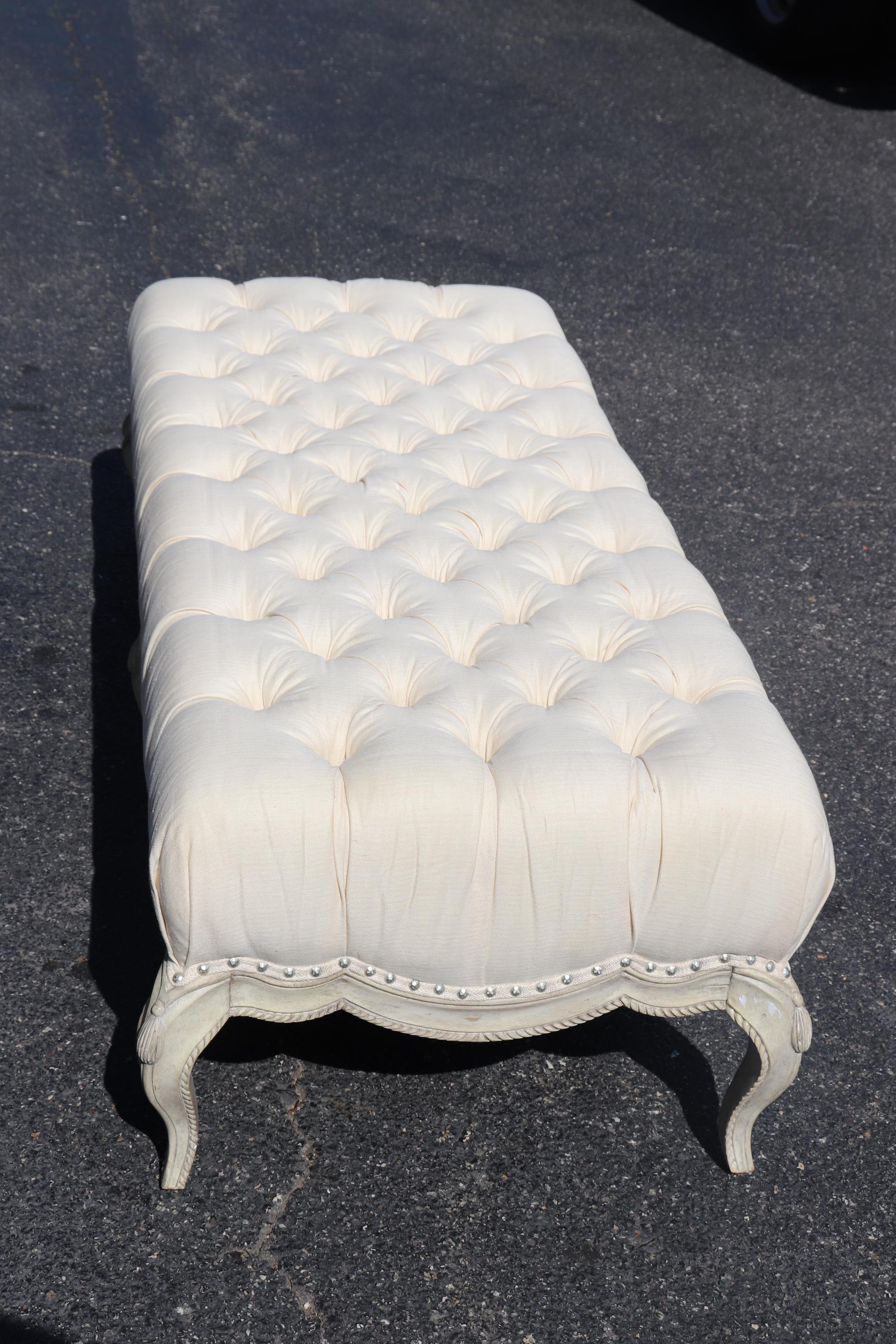 Tufted Fancy Formal French Louis XV Rope and Tassel Window Bench Ottoman In Good Condition In Swedesboro, NJ