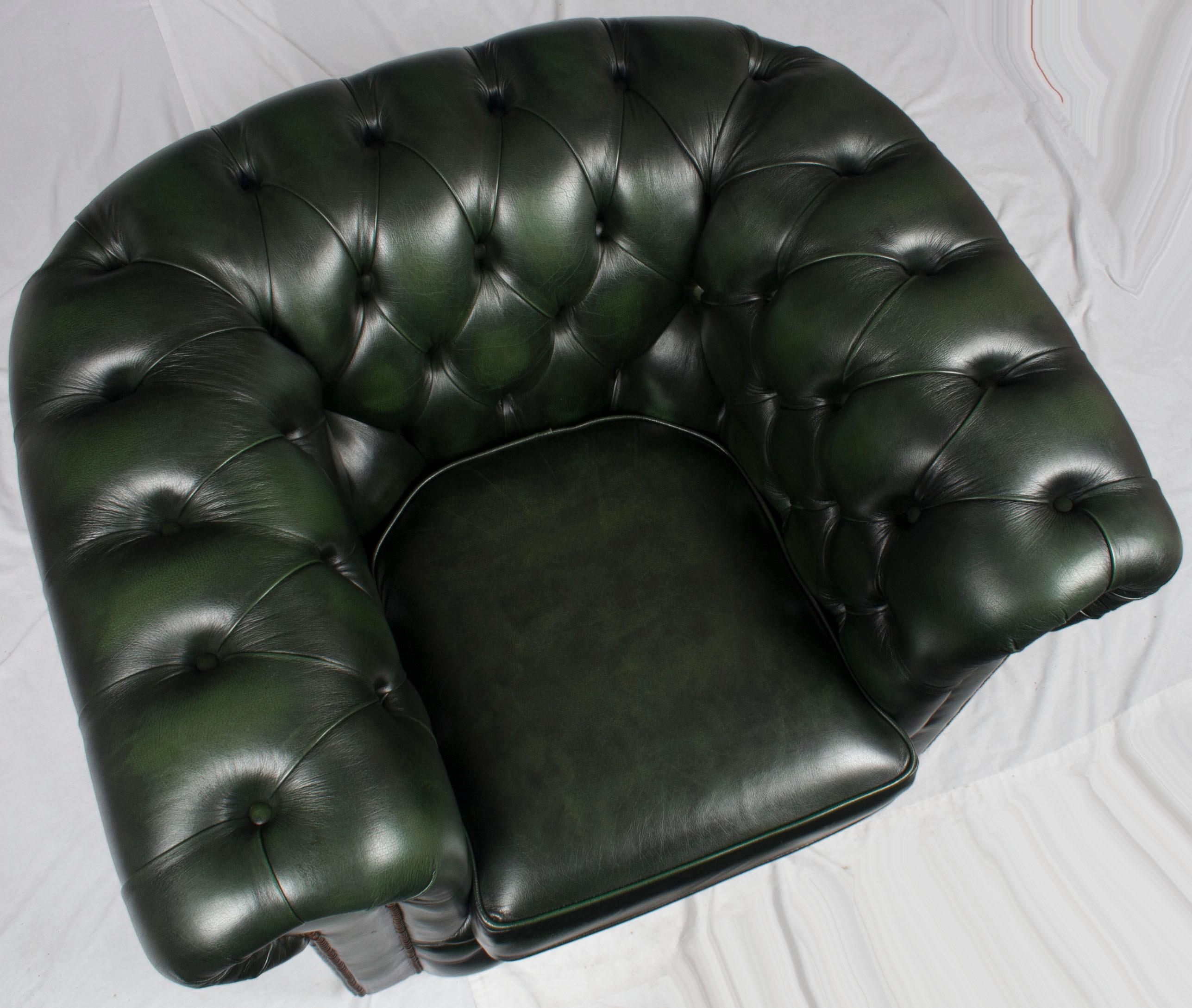 Pelle Poltrona Club Chesterfield in pelle verde trapuntata