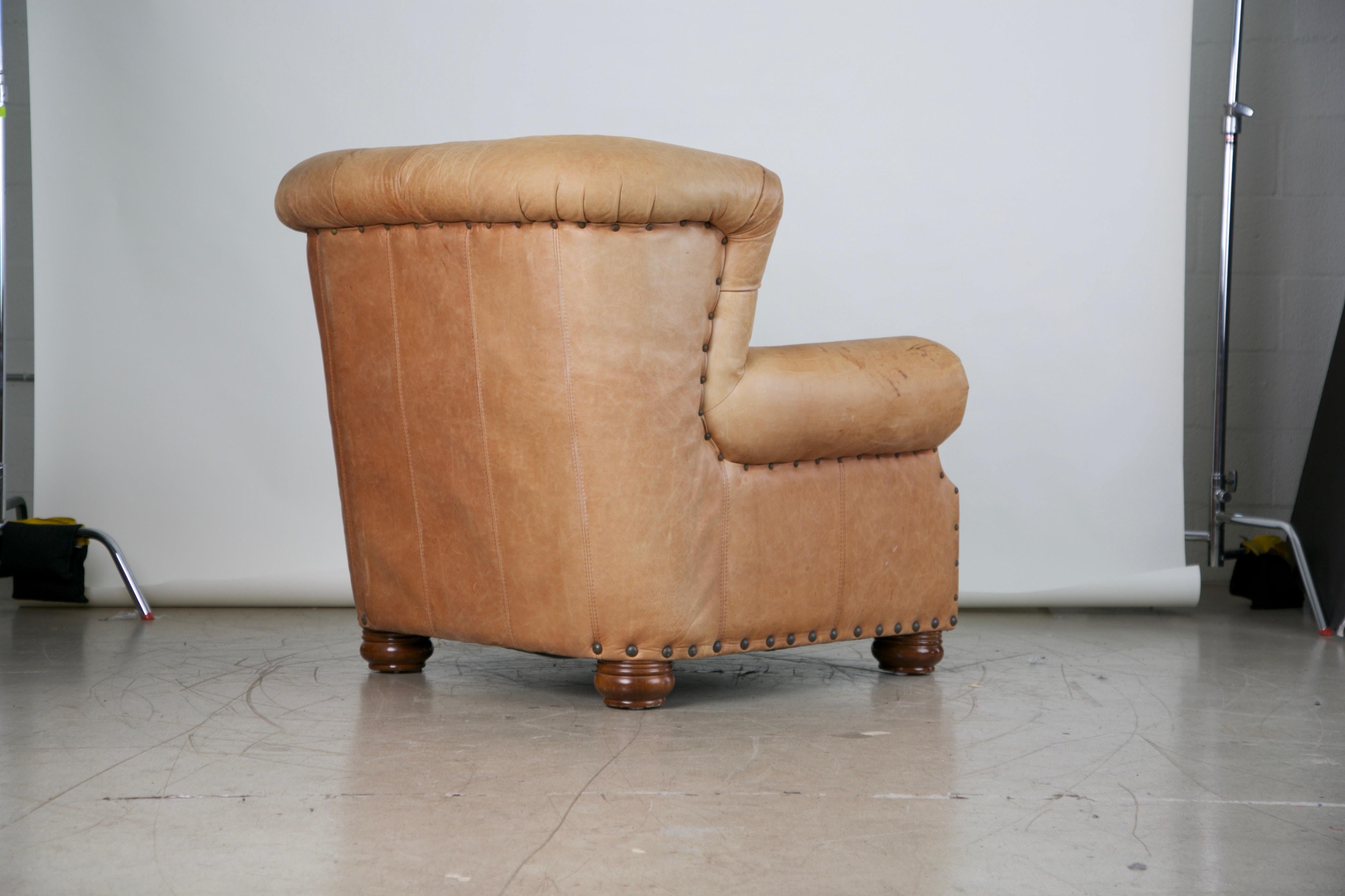 Tufted Leather Armchair and Ottoman in the Style of Ralph Lauren In Good Condition In Los Angeles, CA