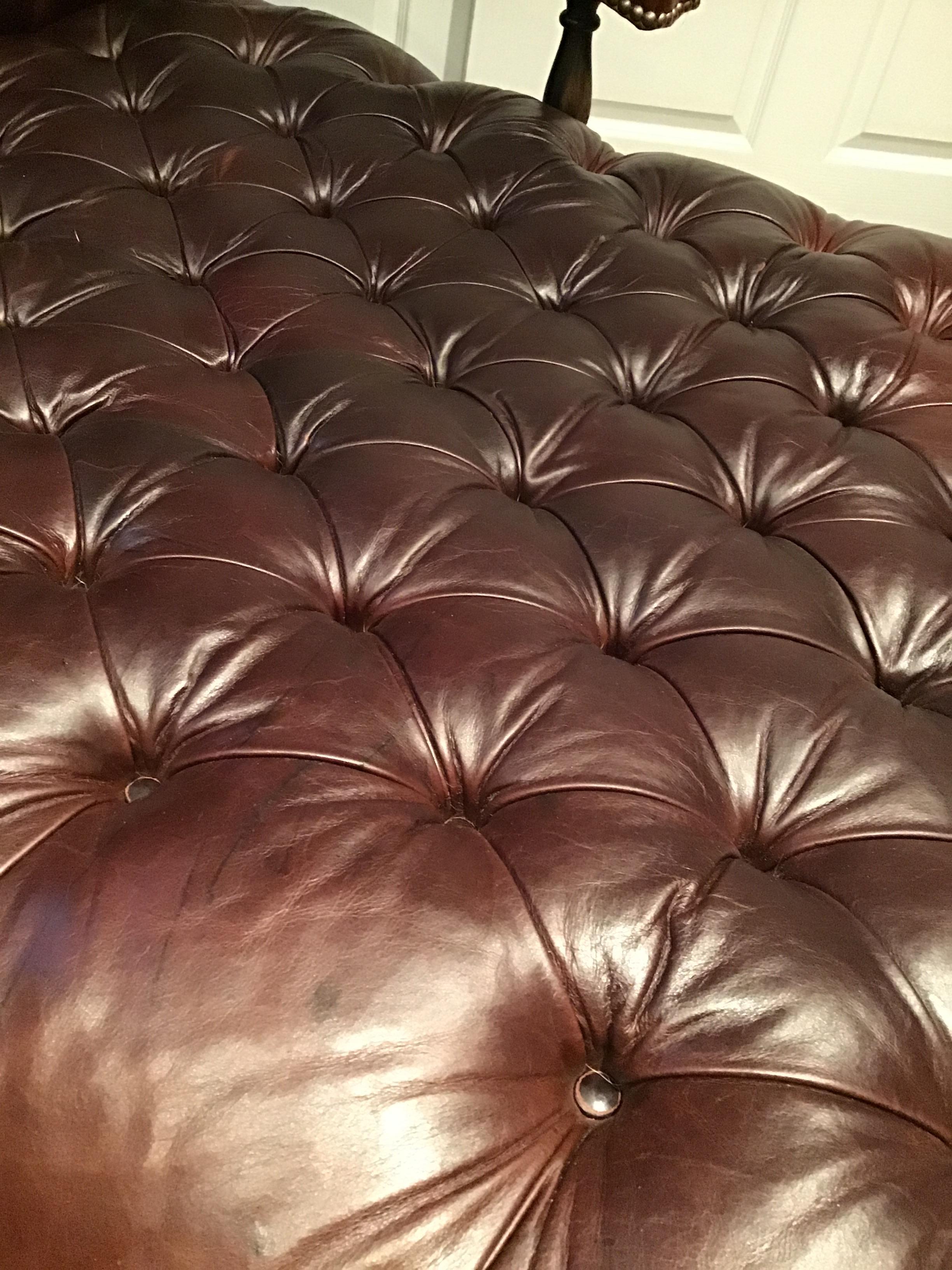 Tufted Leather Chaise Lounge 2