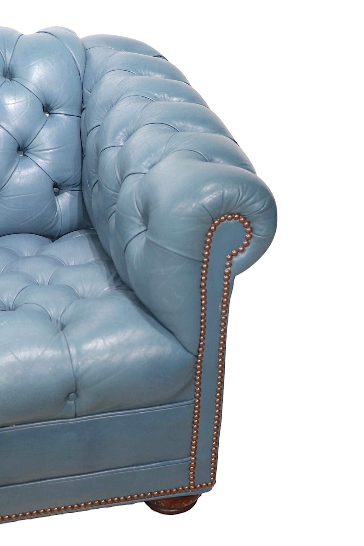 Tufted Leather Chesterfield in French  Blue Leather  In Good Condition In New York, NY