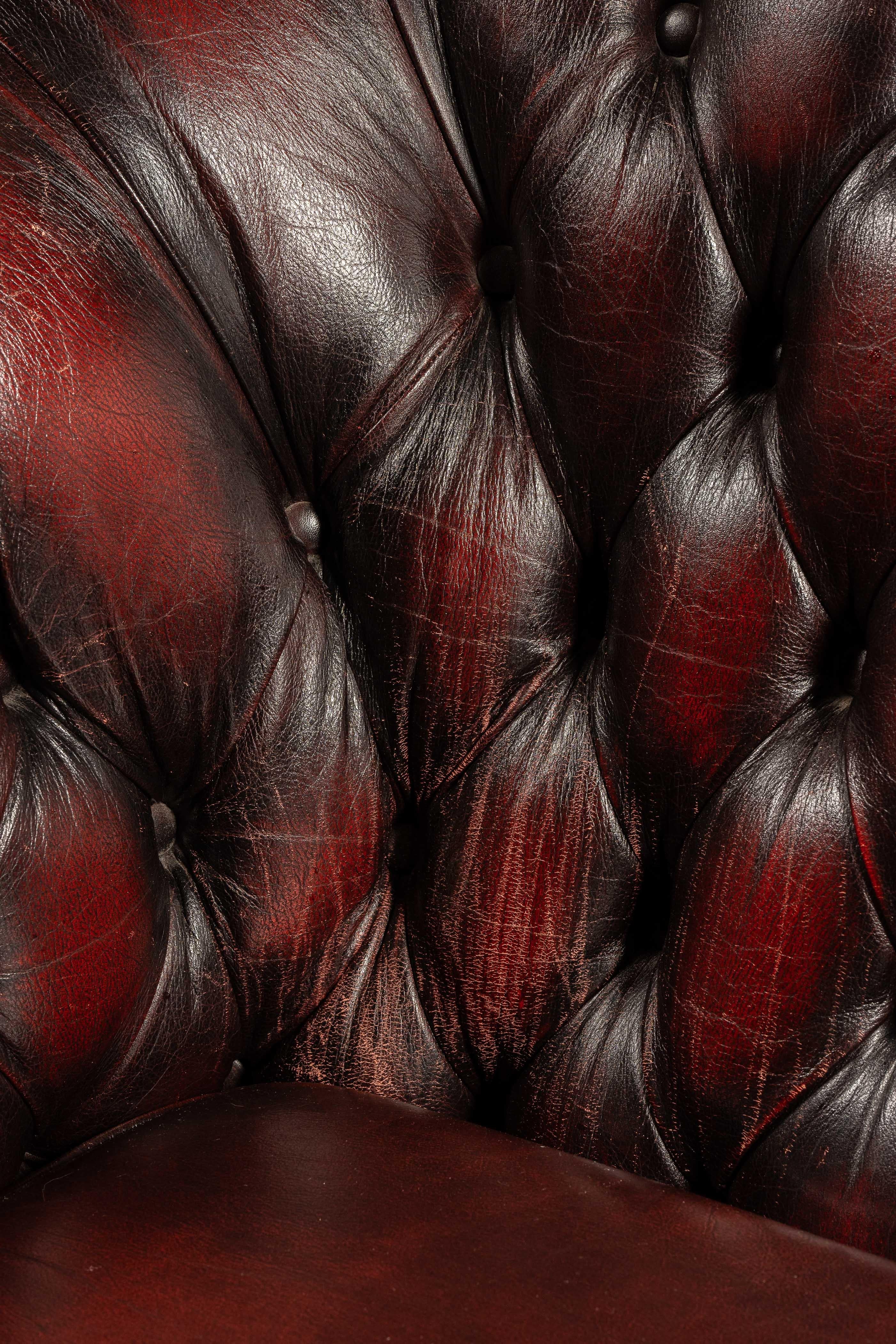 Lovanie in pelle trapuntata Oxblood di Thomas Lloyd in vendita 8
