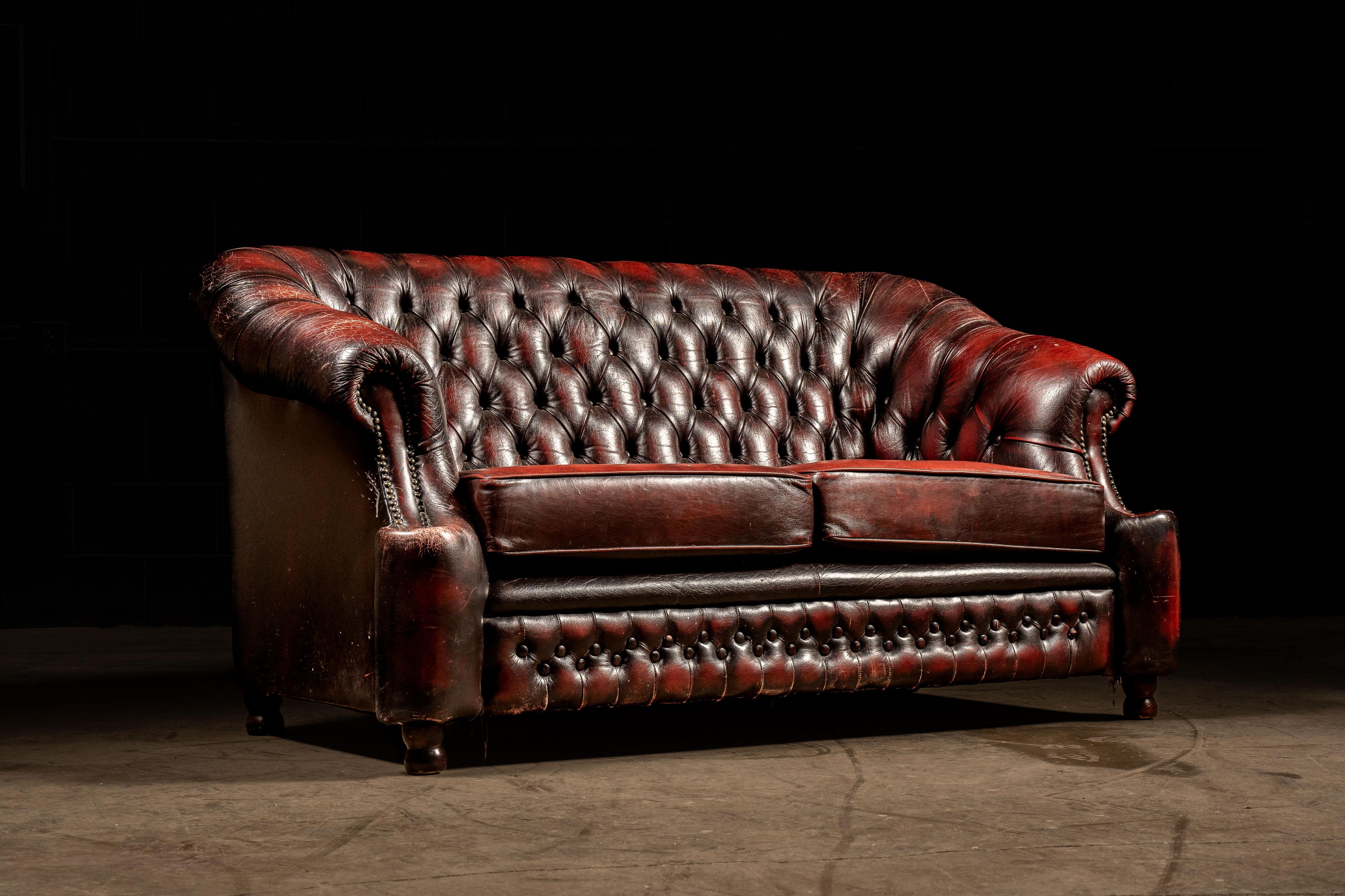 Lovanie in pelle trapuntata Oxblood di Thomas Lloyd in vendita 9