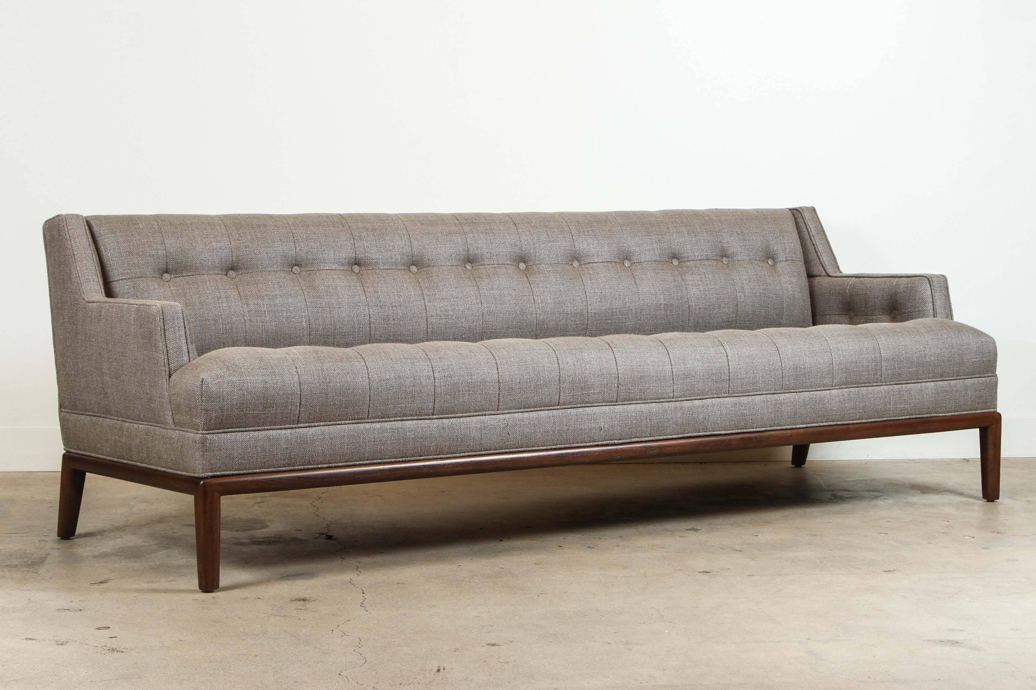 Tufted Maurice Sofa by Lawson-Fenning  In New Condition In Los Angeles, CA
