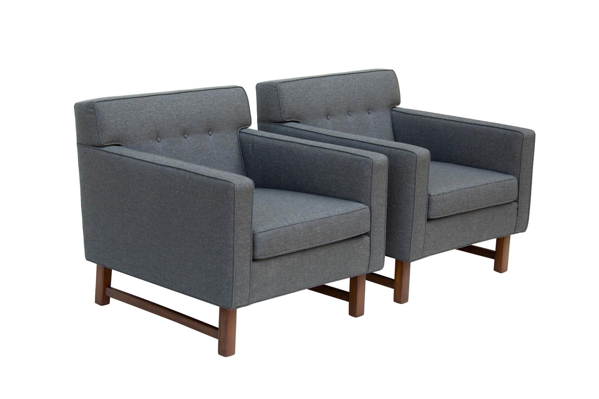 Tufted Midcentury Armchairs in the Style of Dunbar, a Pair For Sale 1