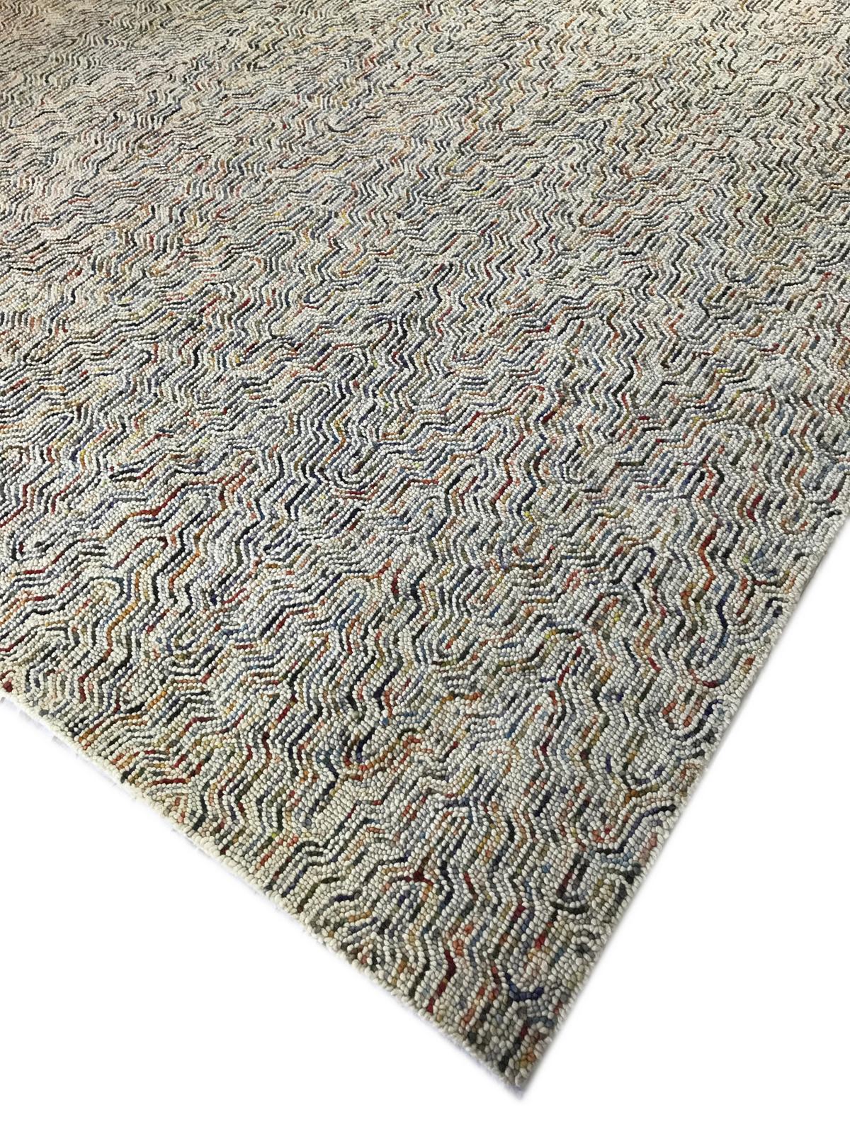 XXIe siècle et contemporain Tapis de zone en laine indienne multicolore touffeté en vente