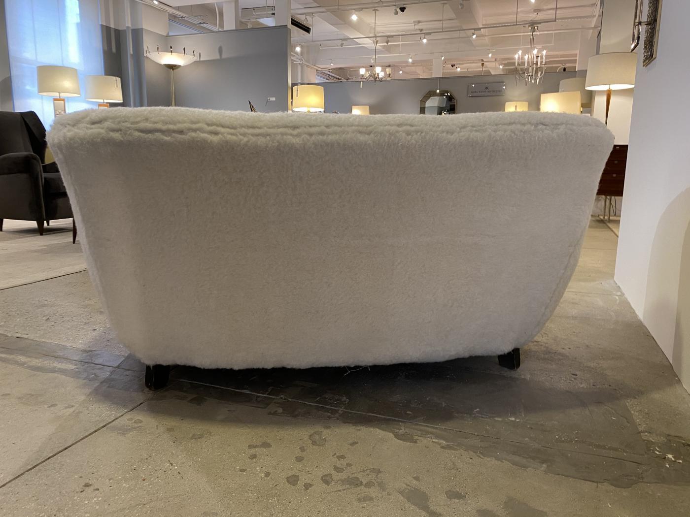Tufted Settee by Slagelse Møbelvaerk In Good Condition In New York, NY