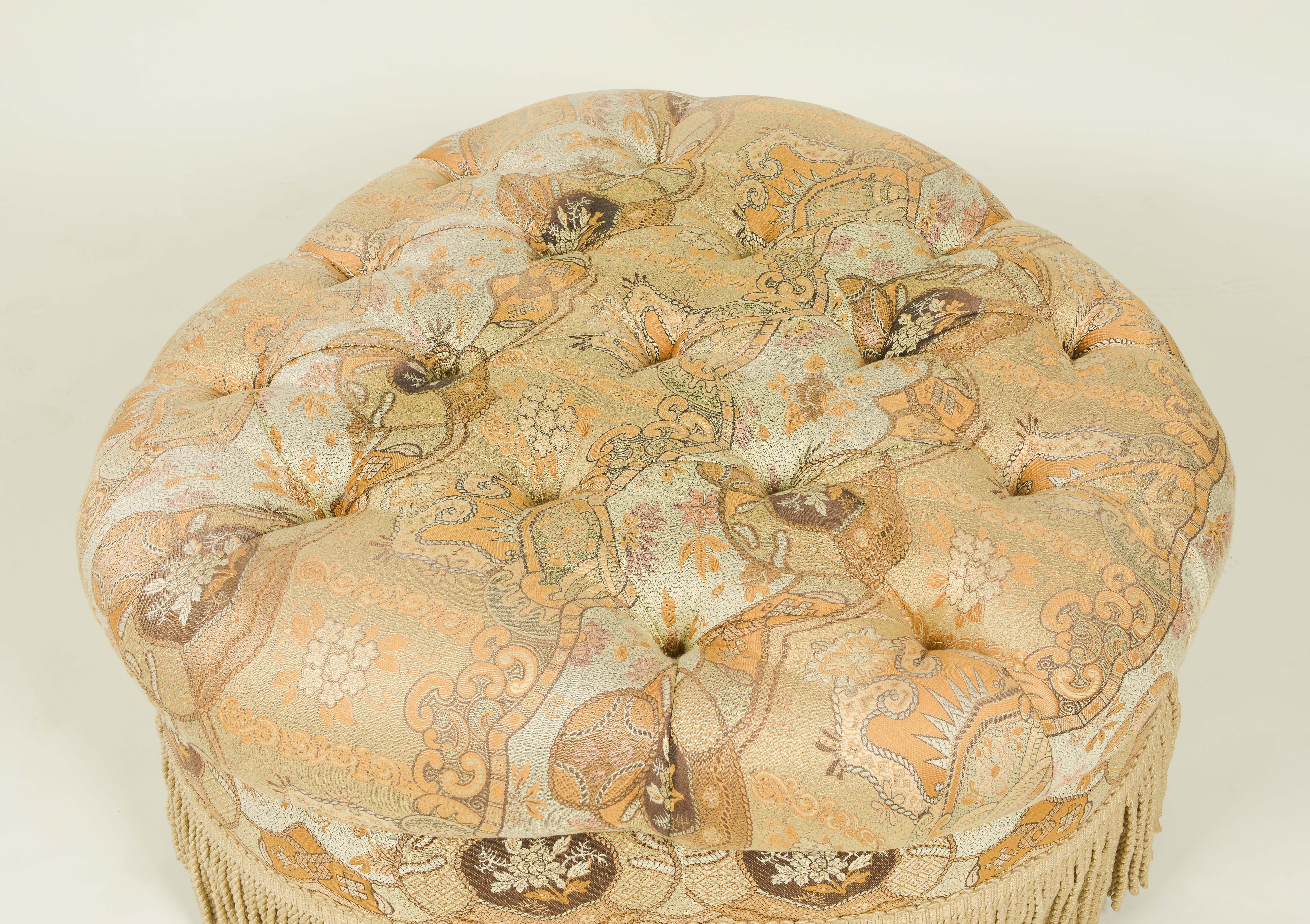 Tufted Silk Ottoman In Excellent Condition In New York, NY